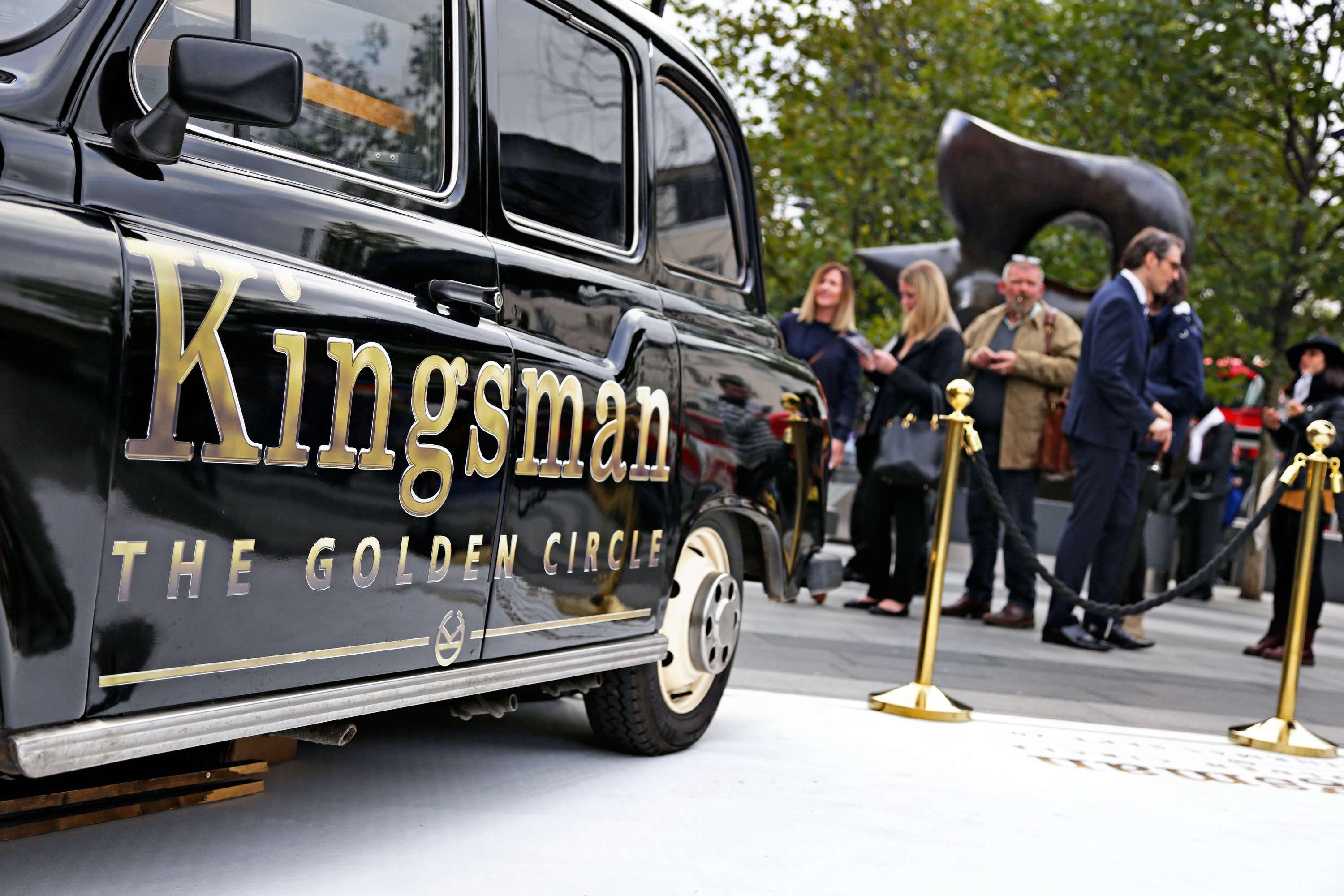 Kingsman Cross by Audience