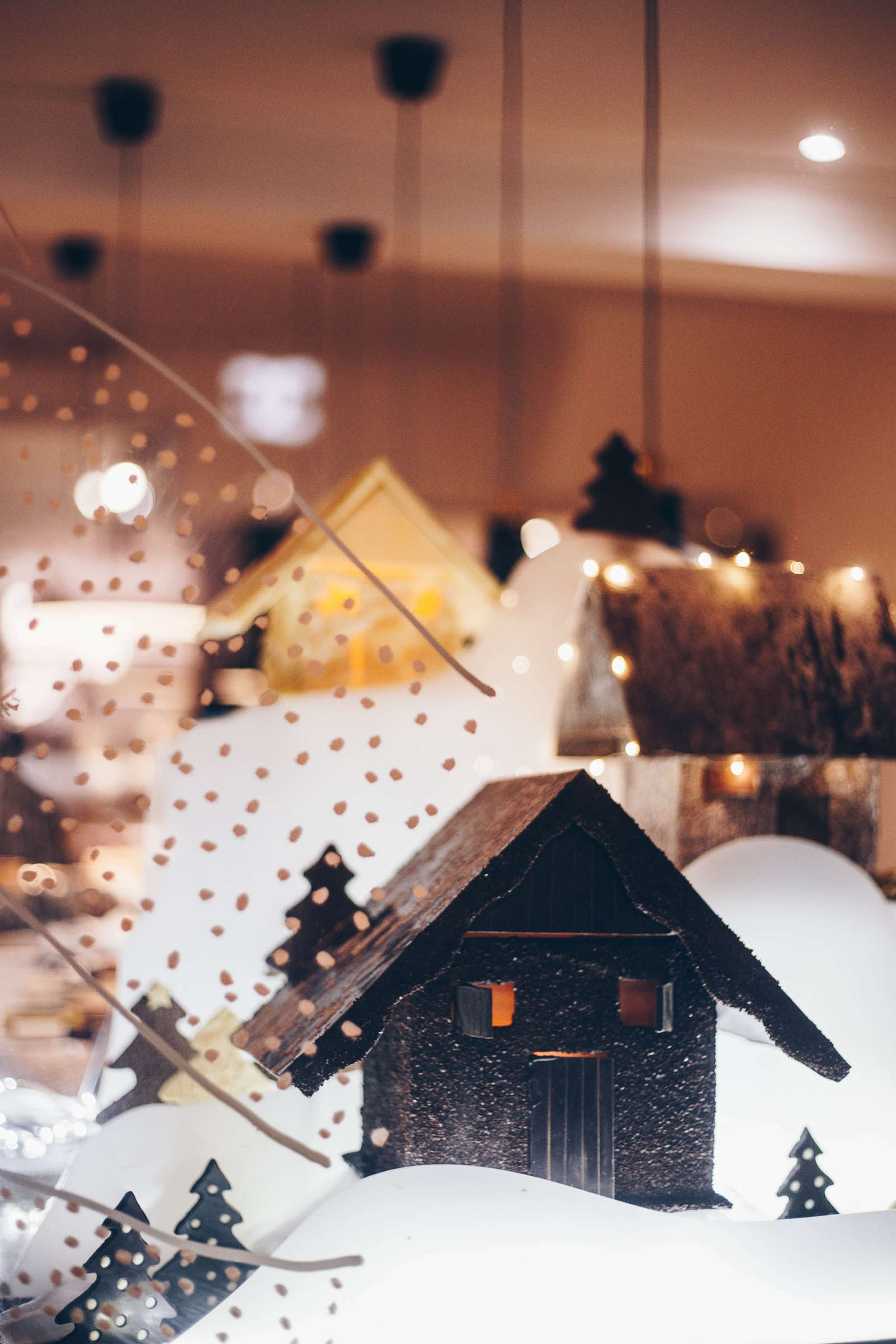 Be Chocolate Christmas Window Display by Esme Callaghan