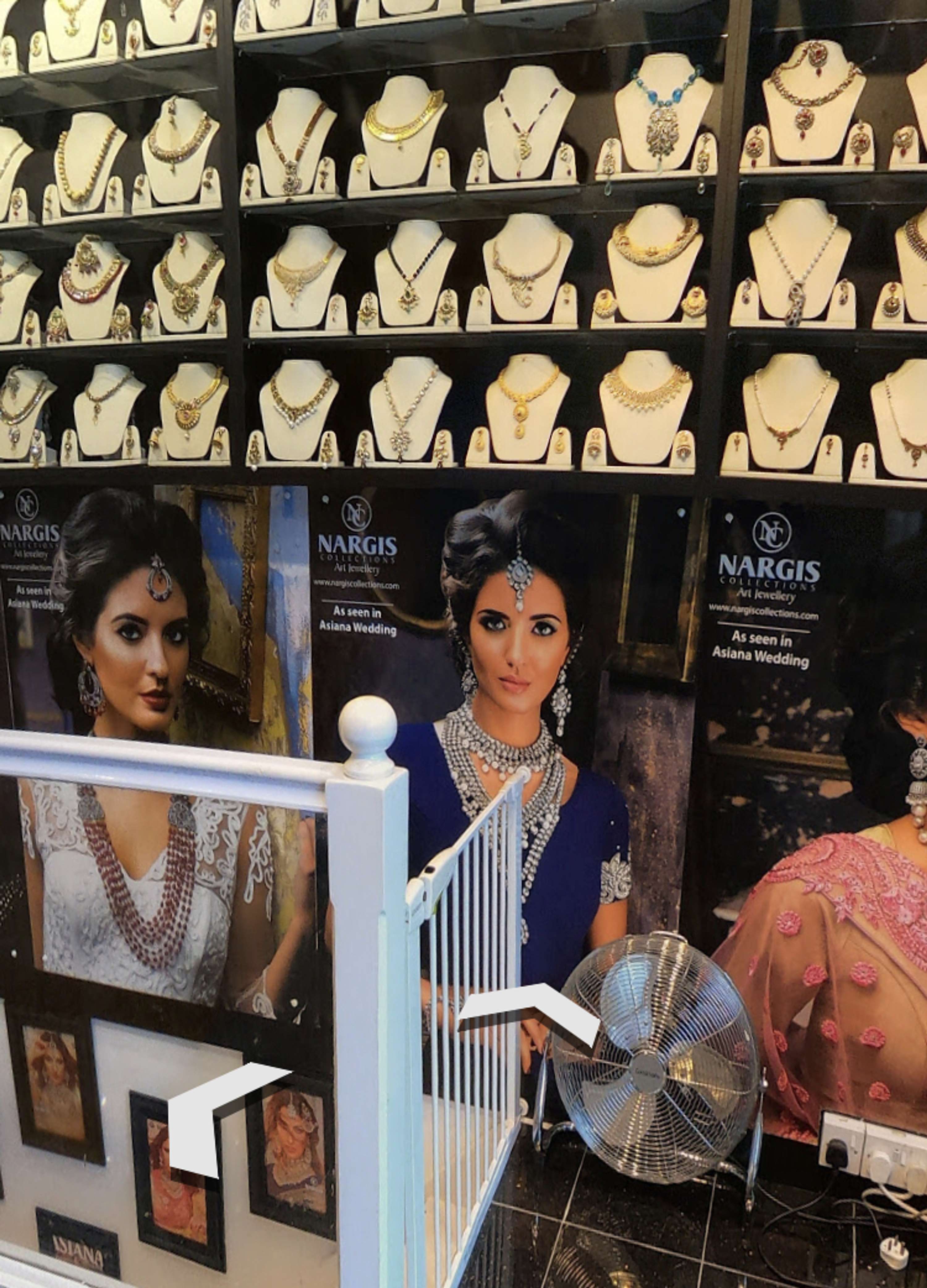 Virtual Tour for the Nargis collections. by Parminder Singh Johal