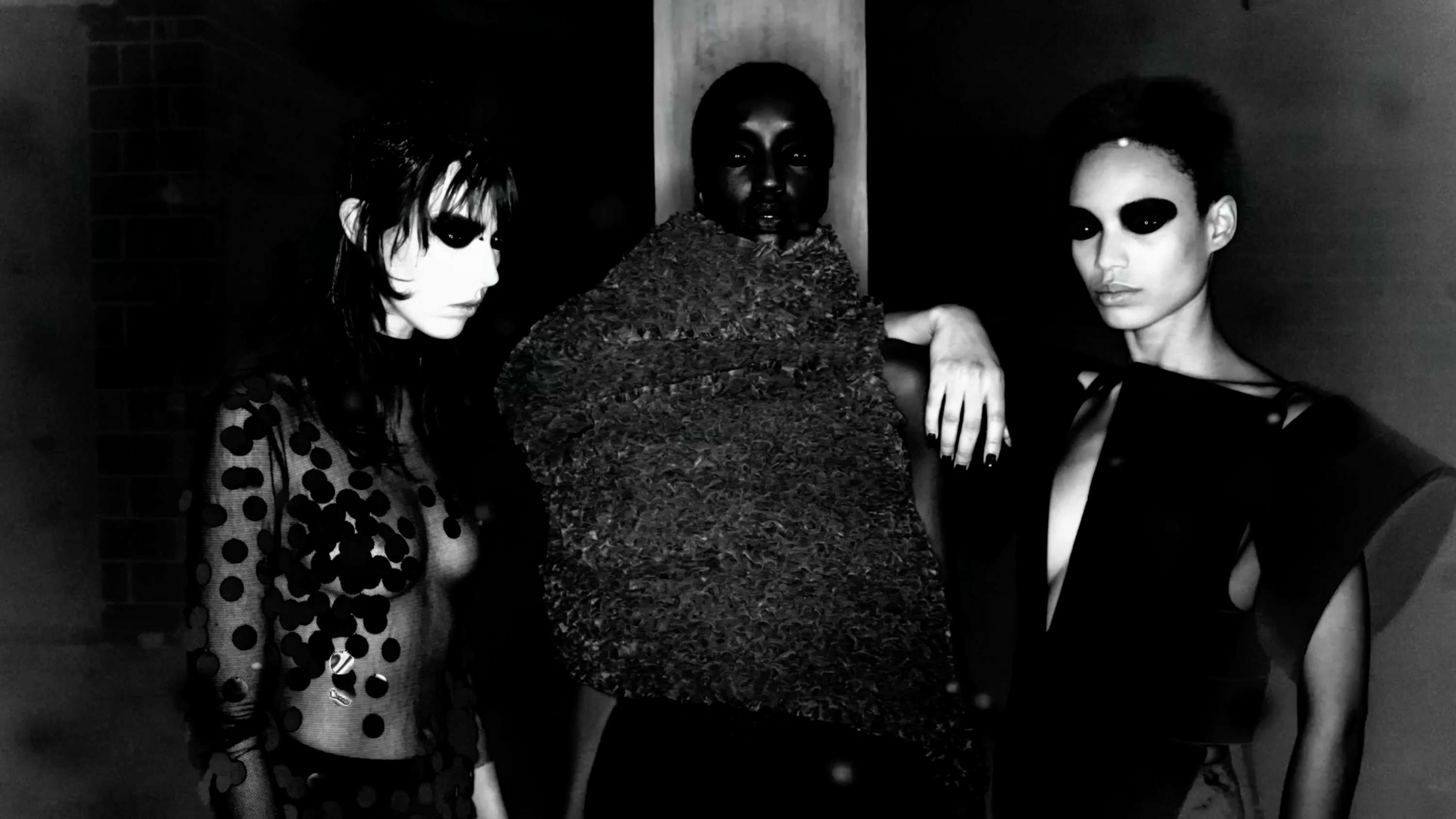 Gareth Pugh A/W 17 by Younji Ku