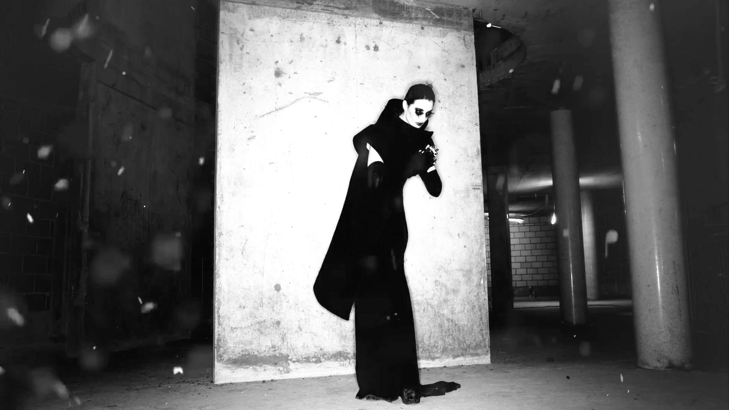 Gareth Pugh A/W 17 by Younji Ku