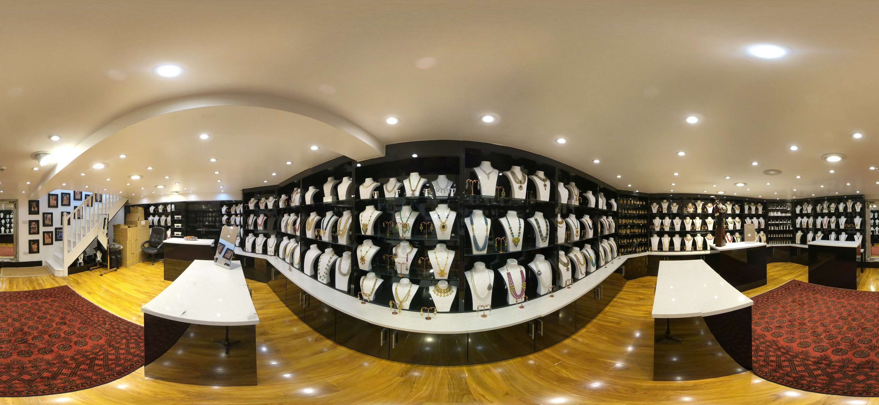 Virtual Tour for the Nargis collections. by Parminder Singh Johal