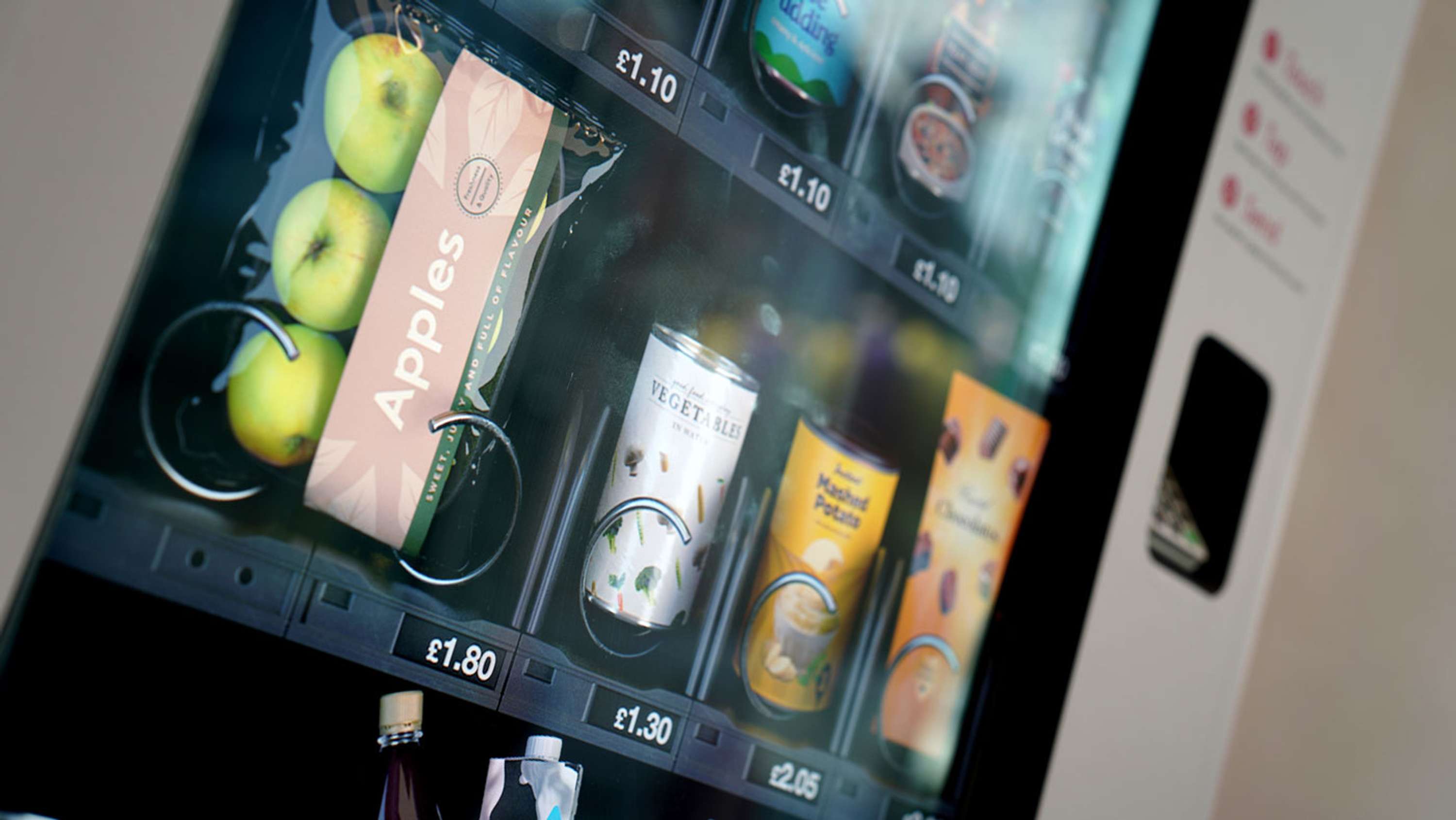 Sending Machine. A digital foodbank by Daniele Signoriello
