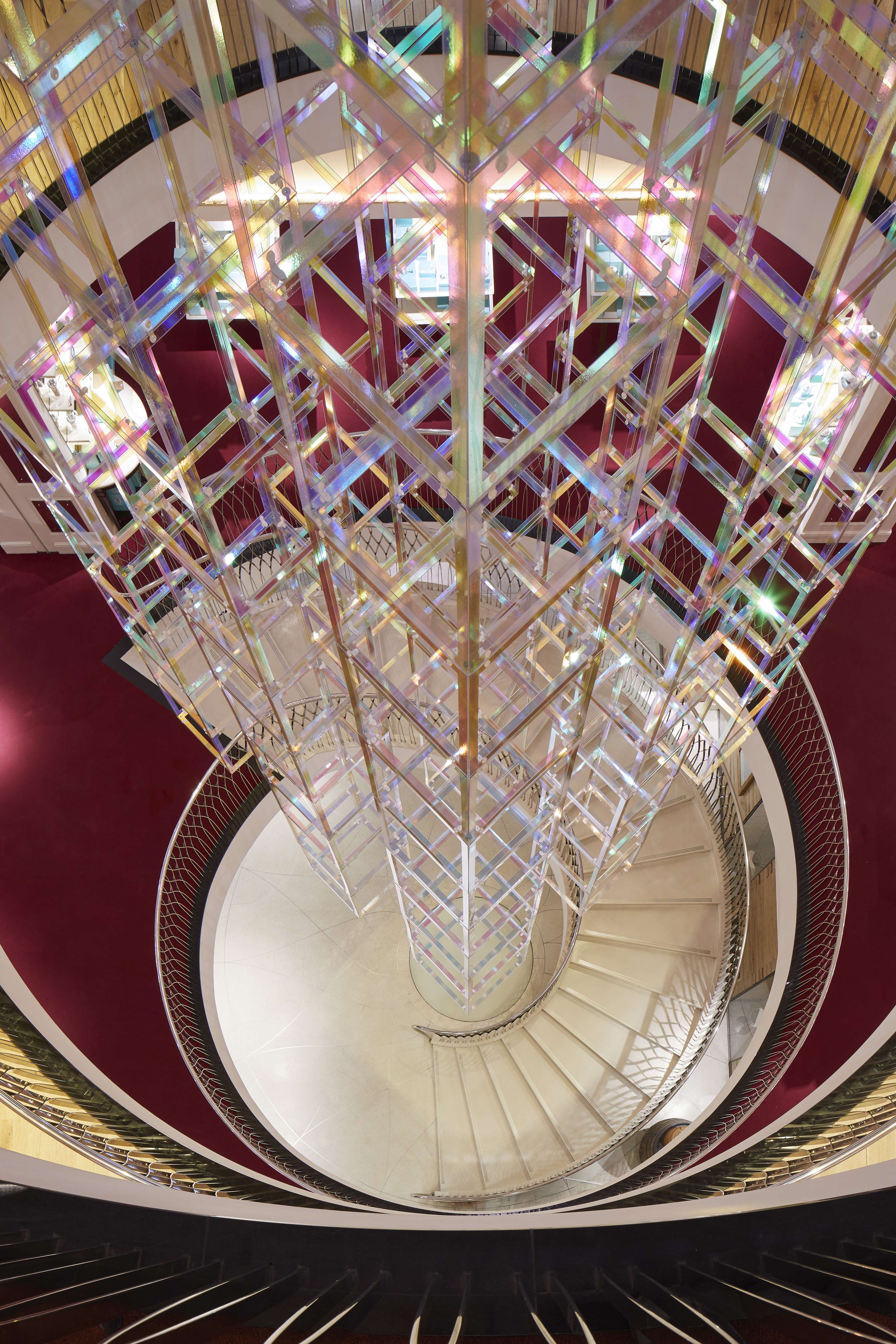 Iri-Descent - Liz West by London Design Festival