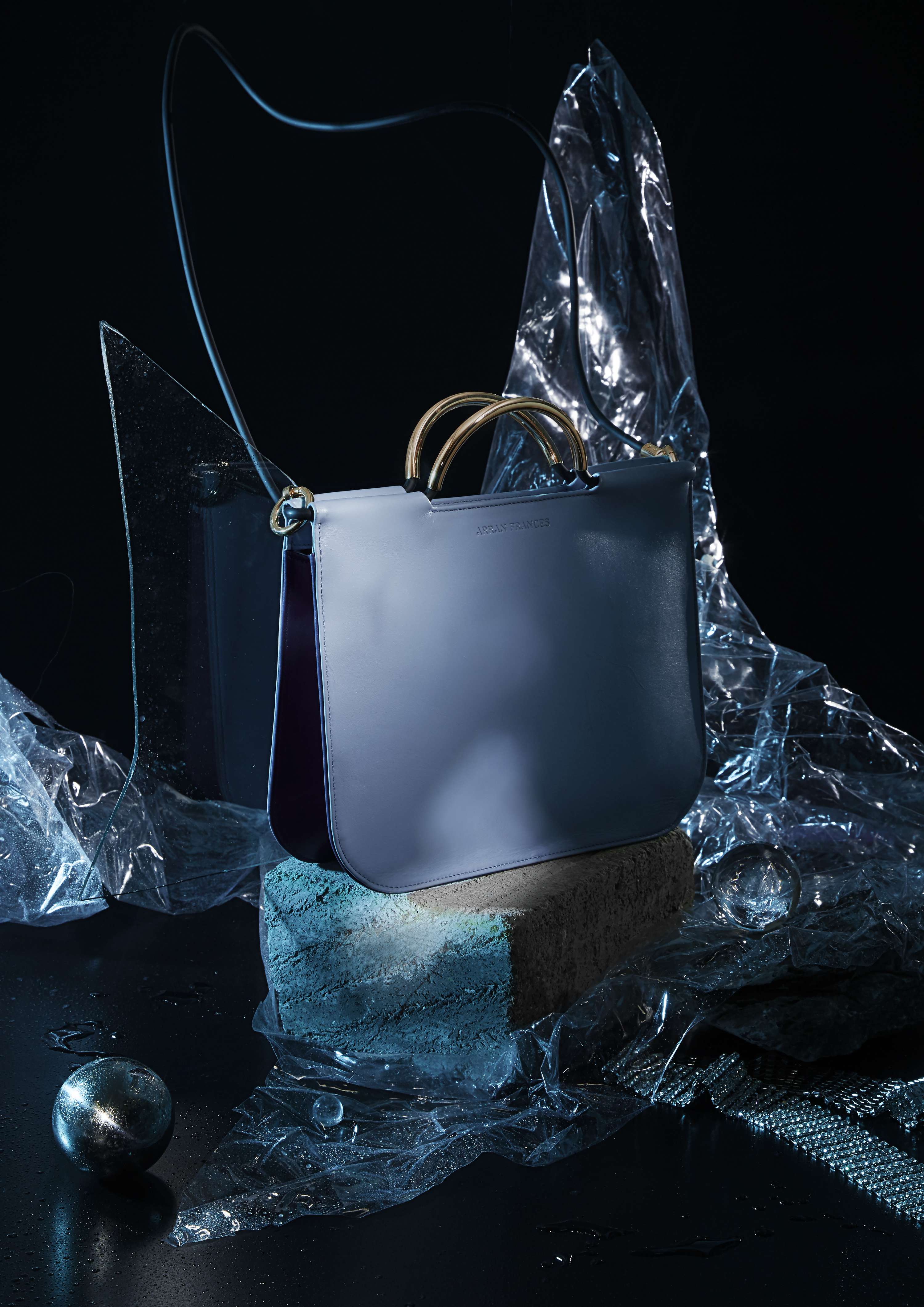 Gleaming by Tais Sirote @taissirote