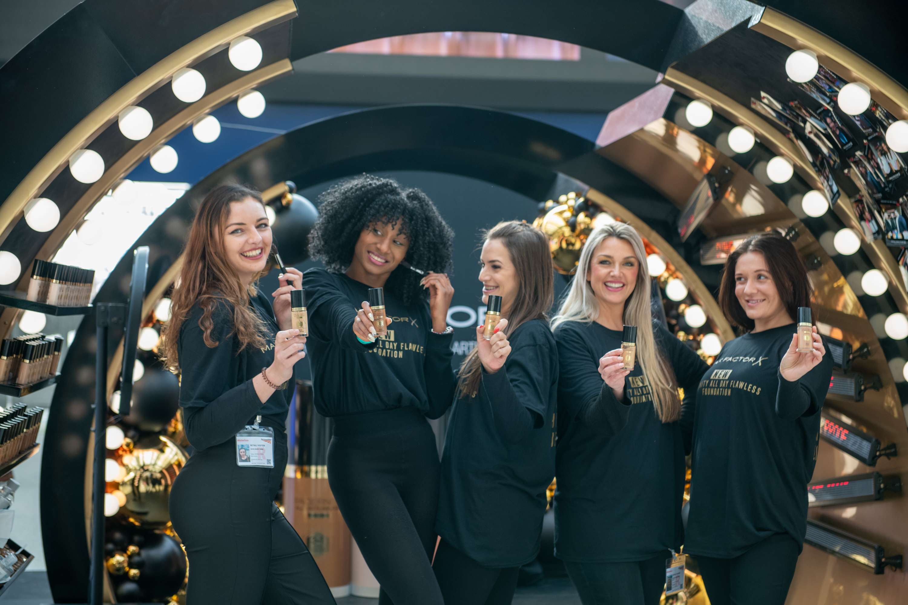 Maxfactor Facefinity Foundation Pop-Up //2019 by Tanya Dennis