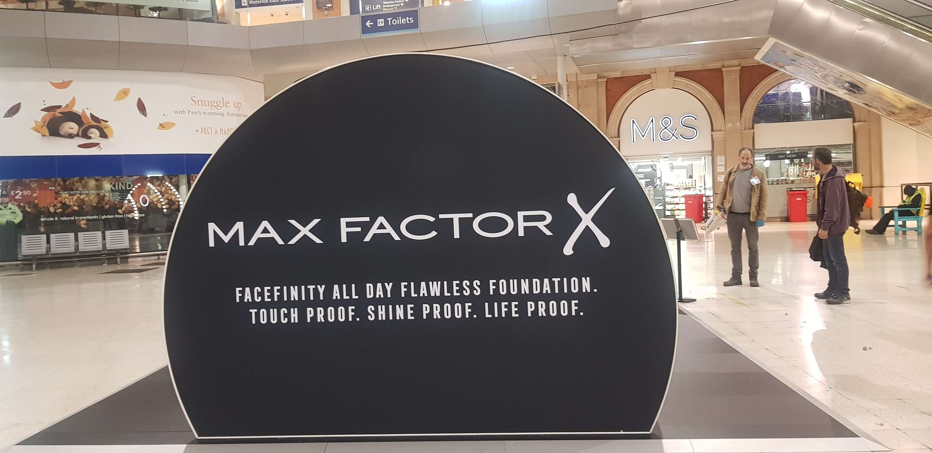 Maxfactor Facefinity Foundation Pop-Up //2019 by Tanya Dennis