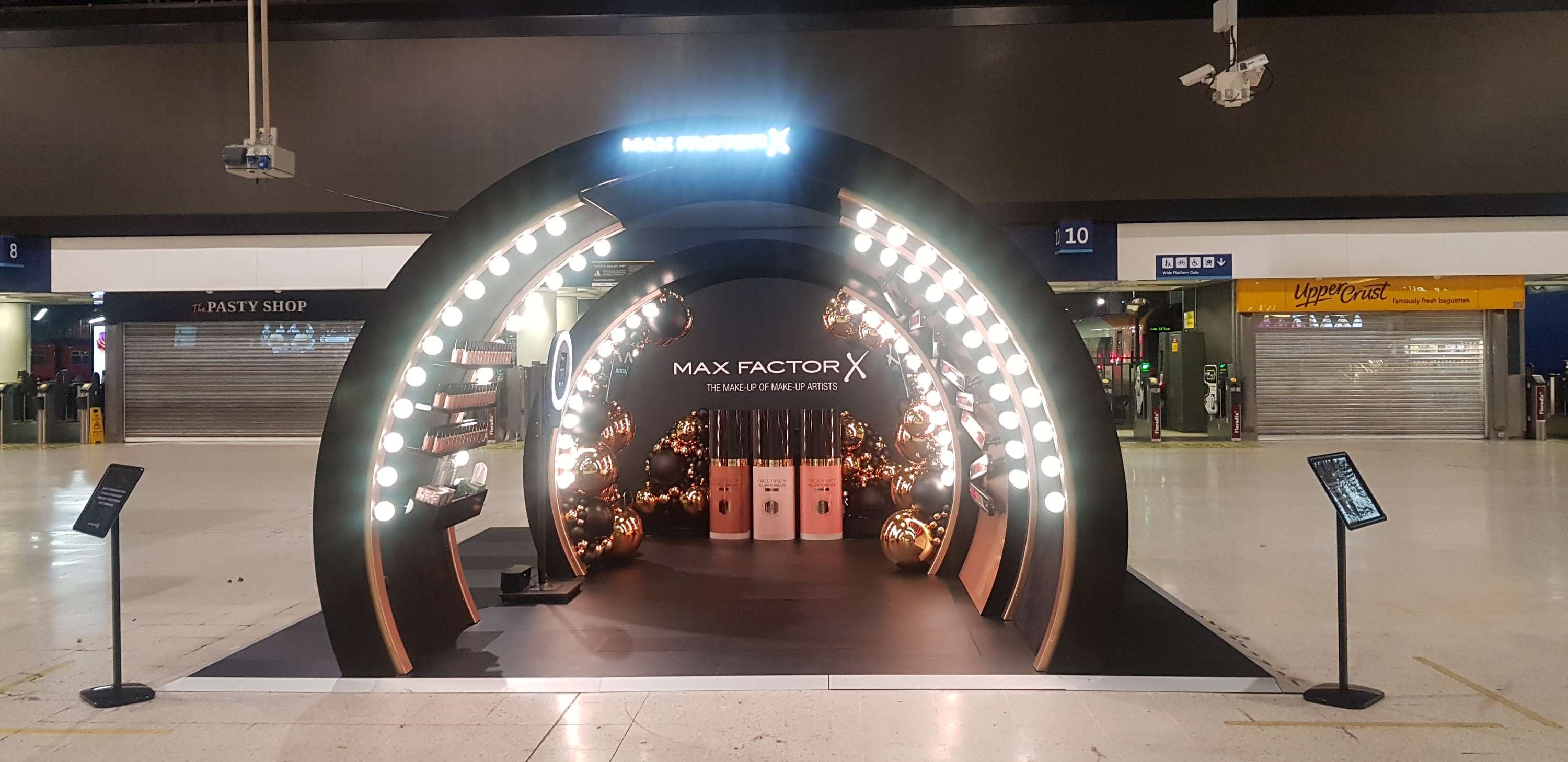 Maxfactor Facefinity Foundation Pop-Up //2019 by Tanya Dennis