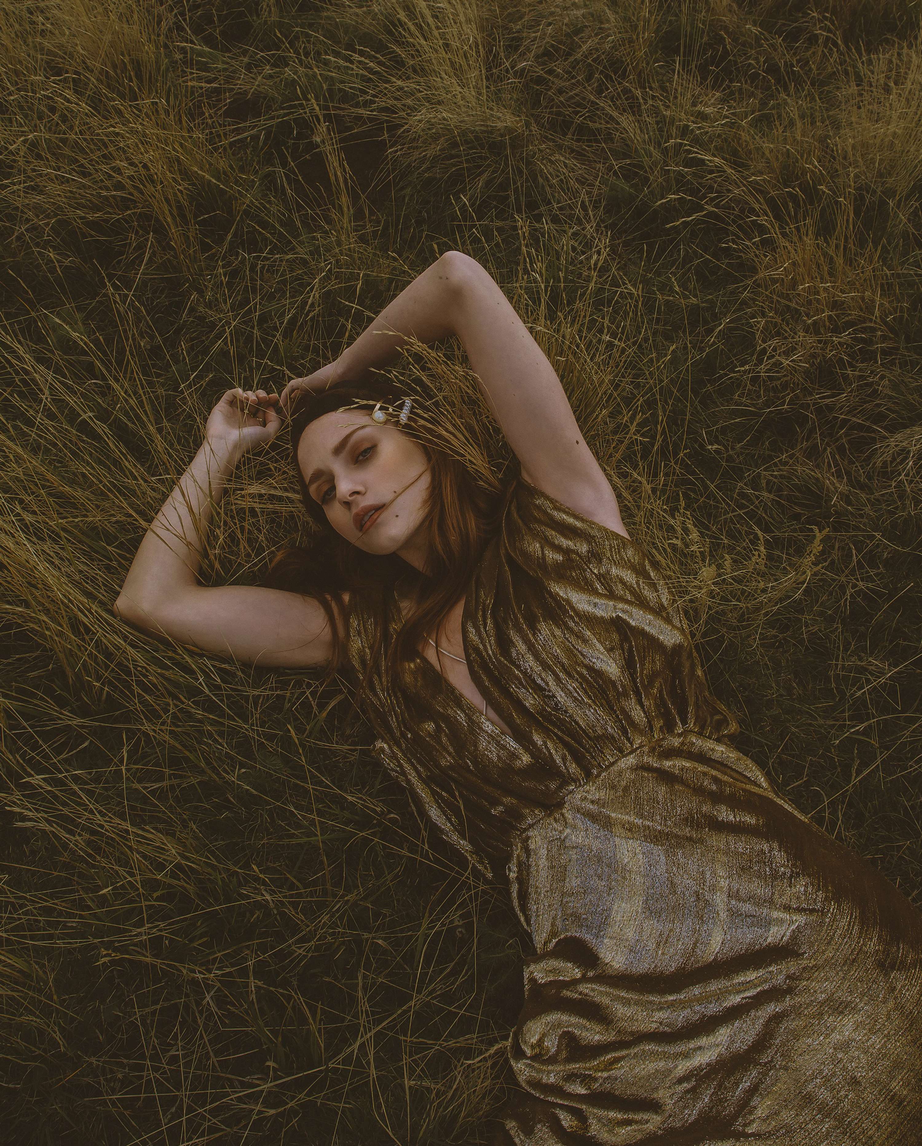 THE MAYFLY by Sara Lecci