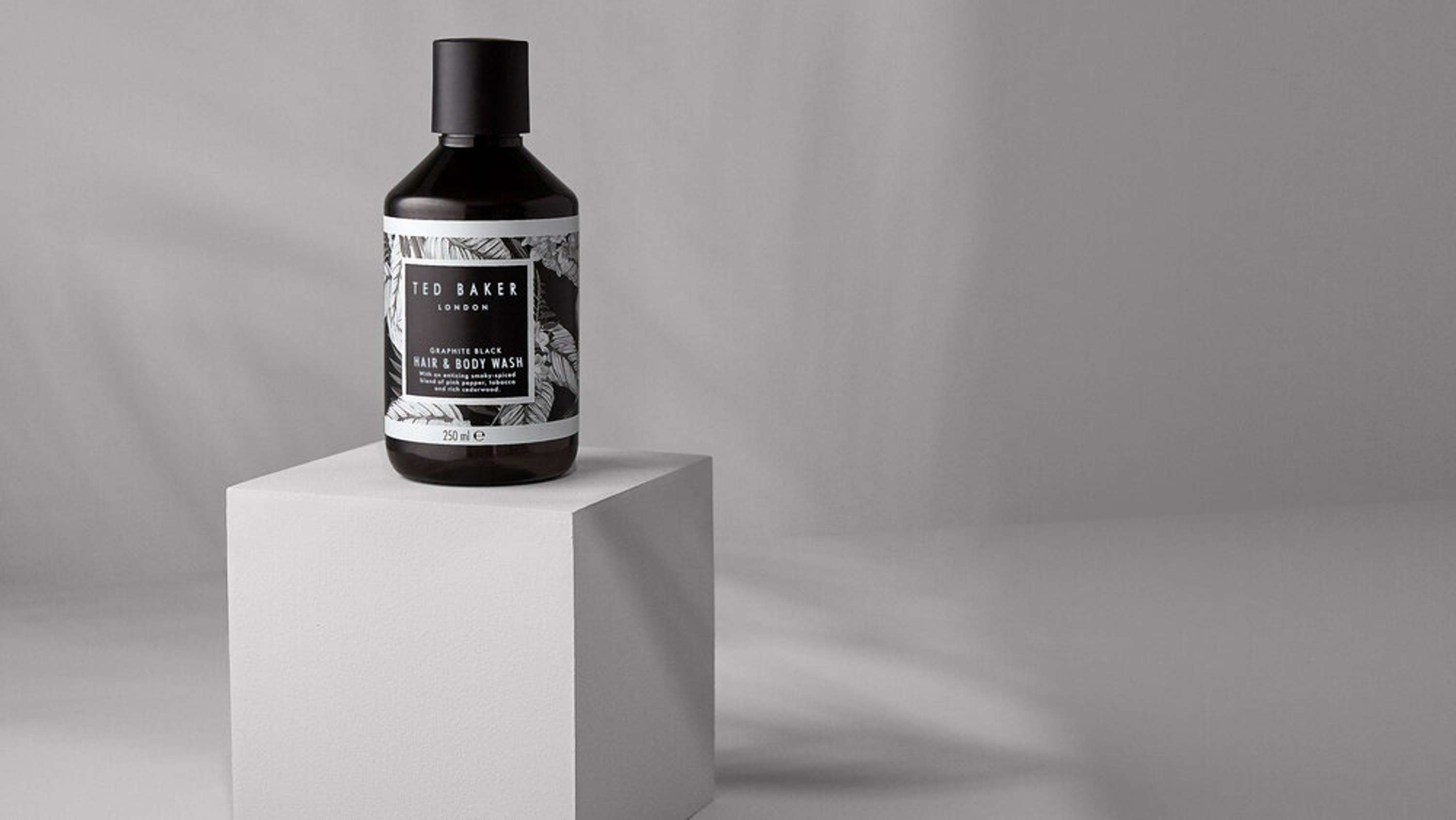 Still Life Editorials by Antonio Delle Monache