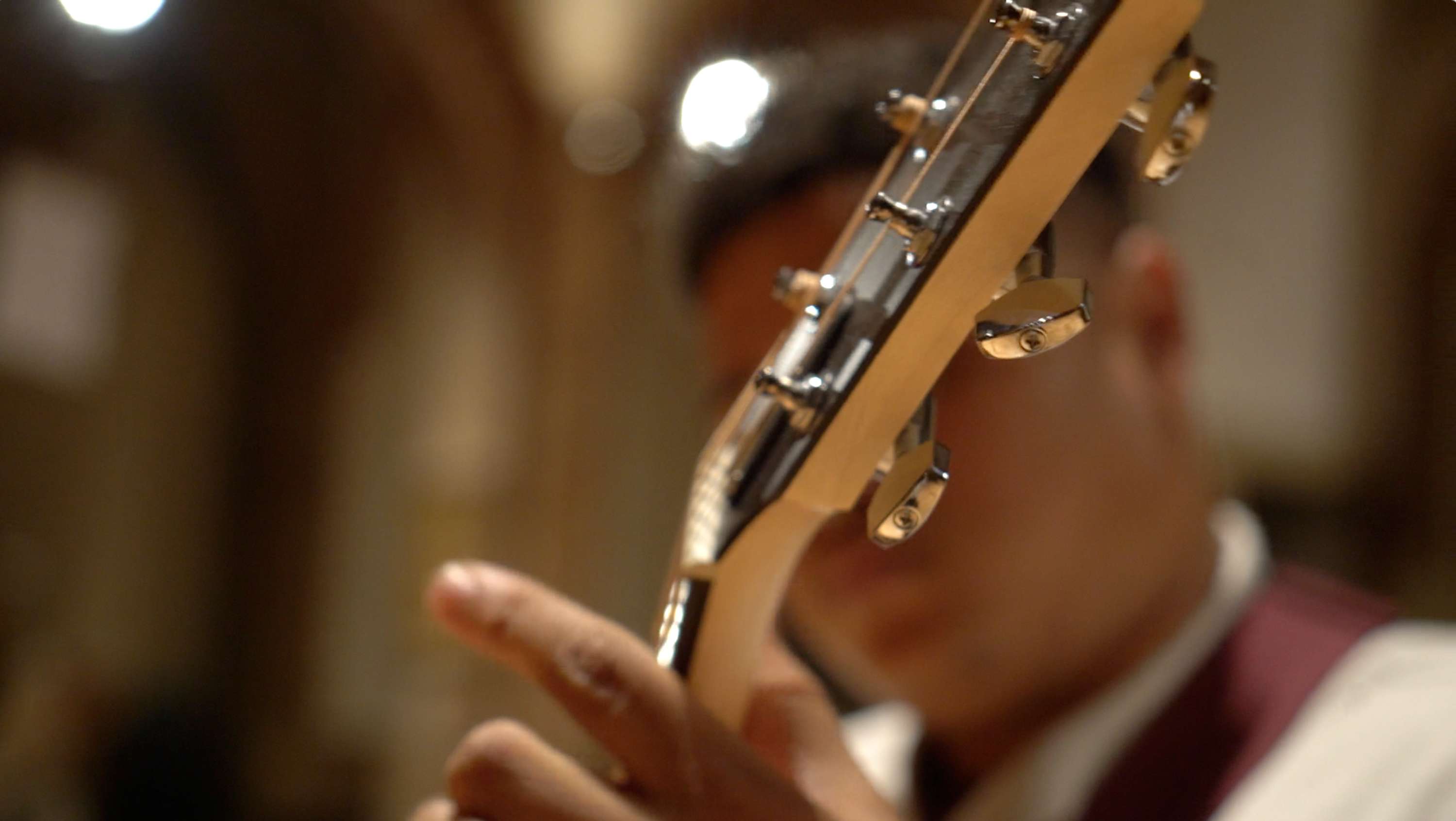 Jam Session - Oliver Rees by Lisa Bouvery