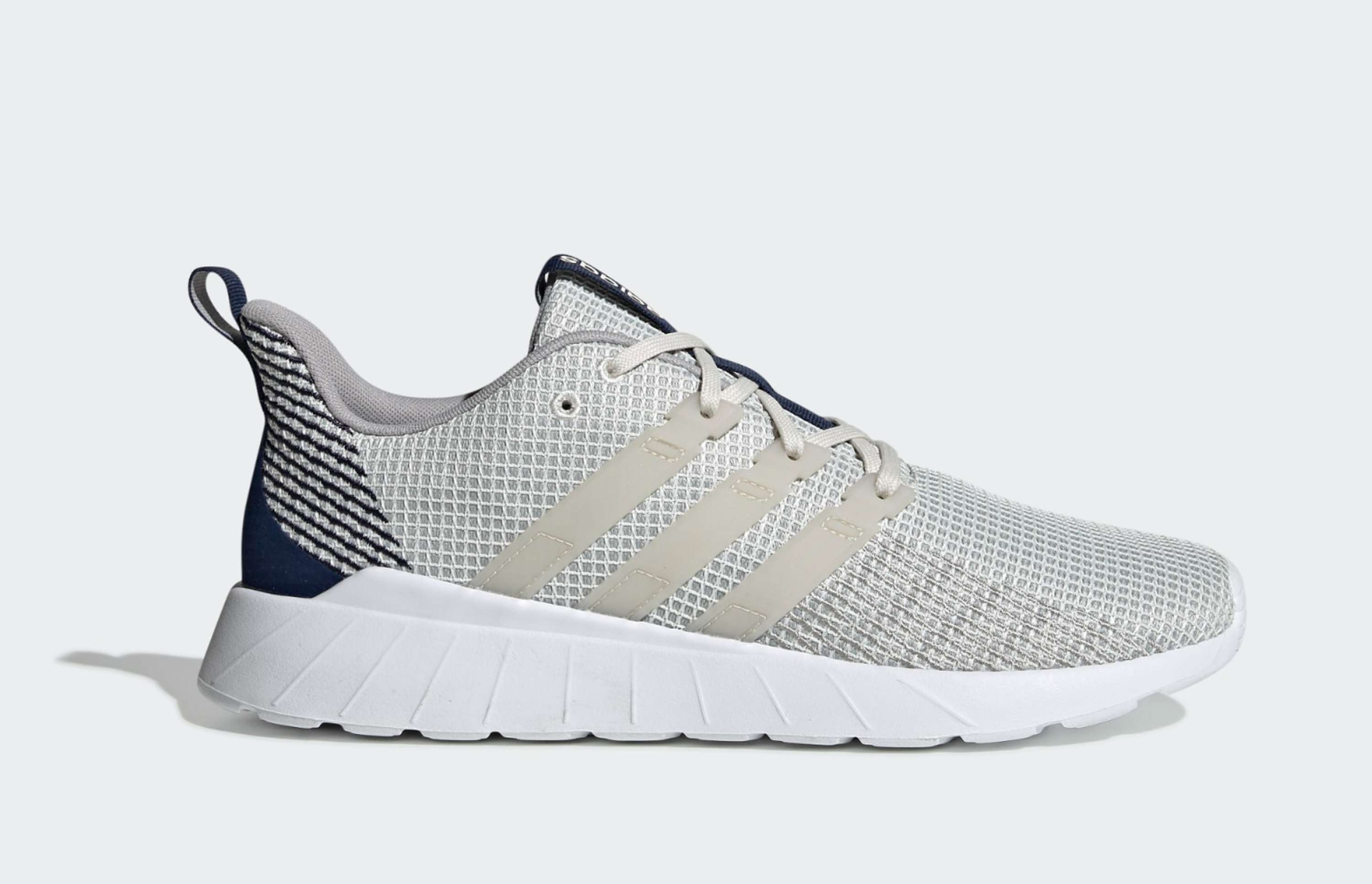 QUESTAR FLOW | Adidas by Myriam Cordoba
