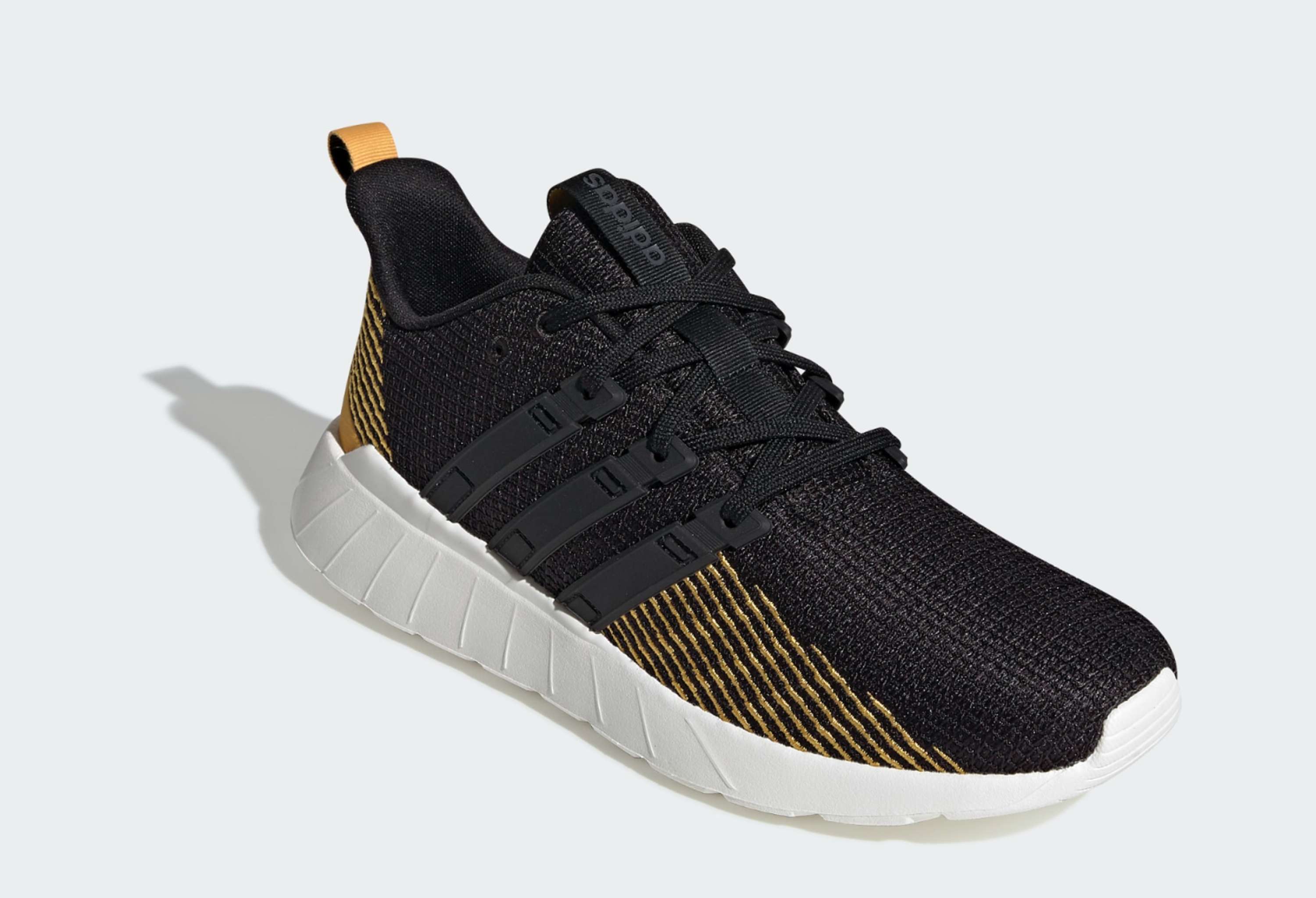 QUESTAR FLOW | Adidas by Myriam Cordoba