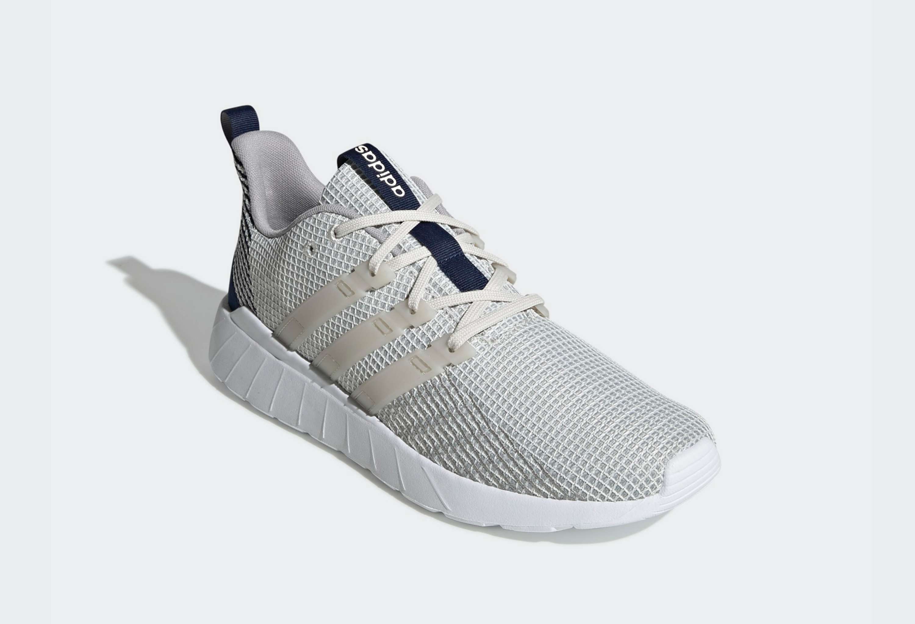 QUESTAR FLOW | Adidas by Myriam Cordoba
