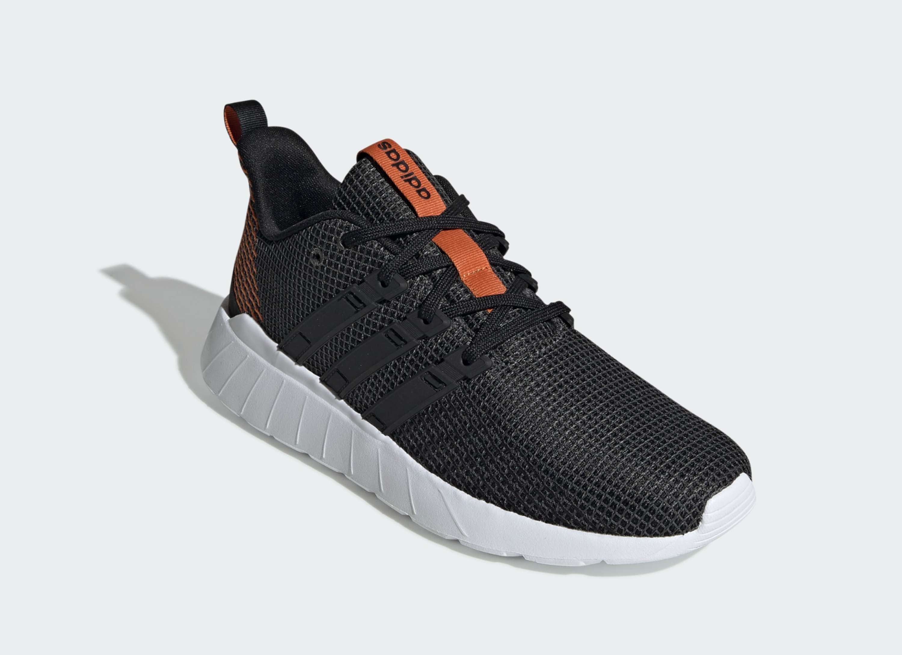 QUESTAR FLOW | Adidas by Myriam Cordoba
