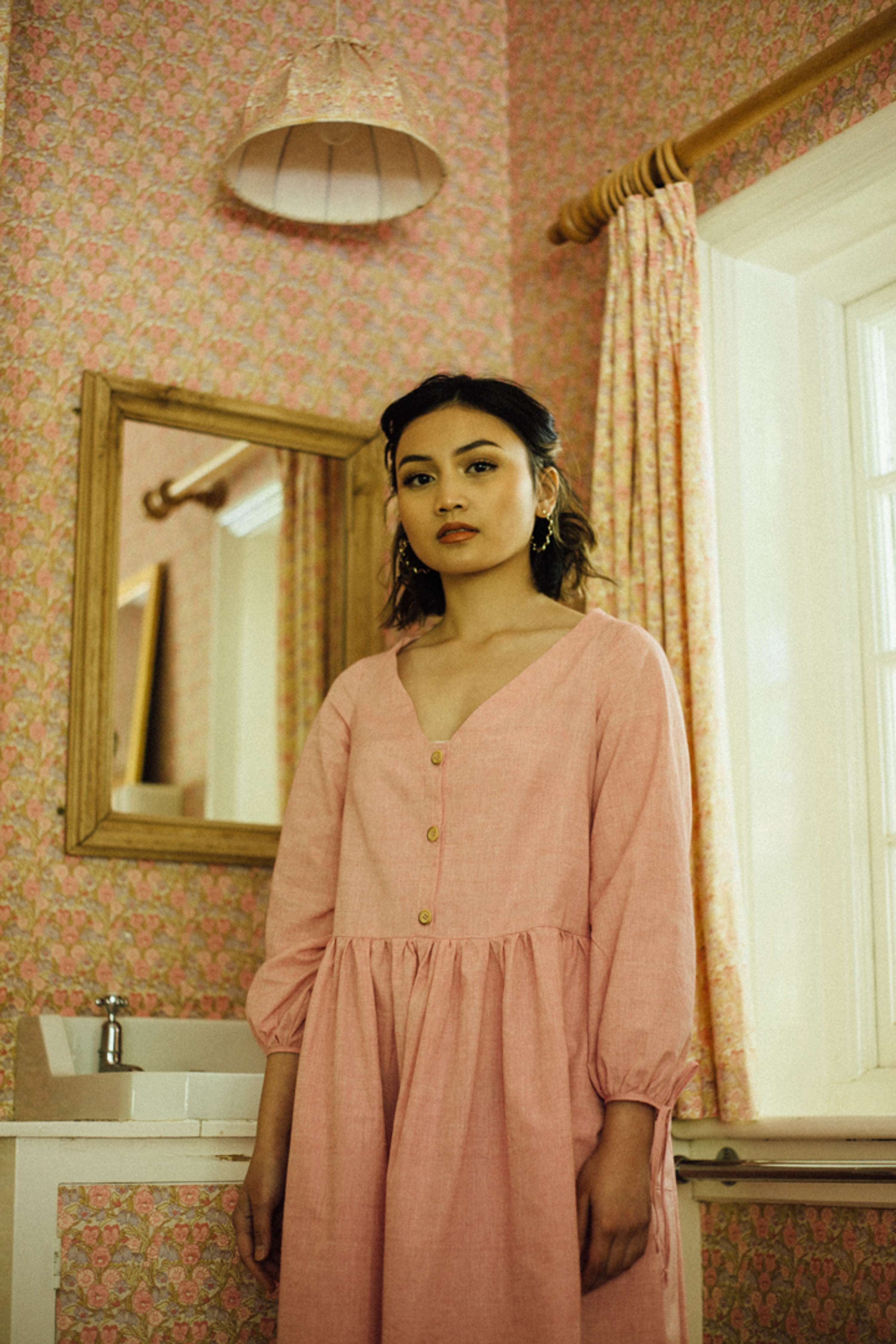 Isabel Knowles by Jade Berry