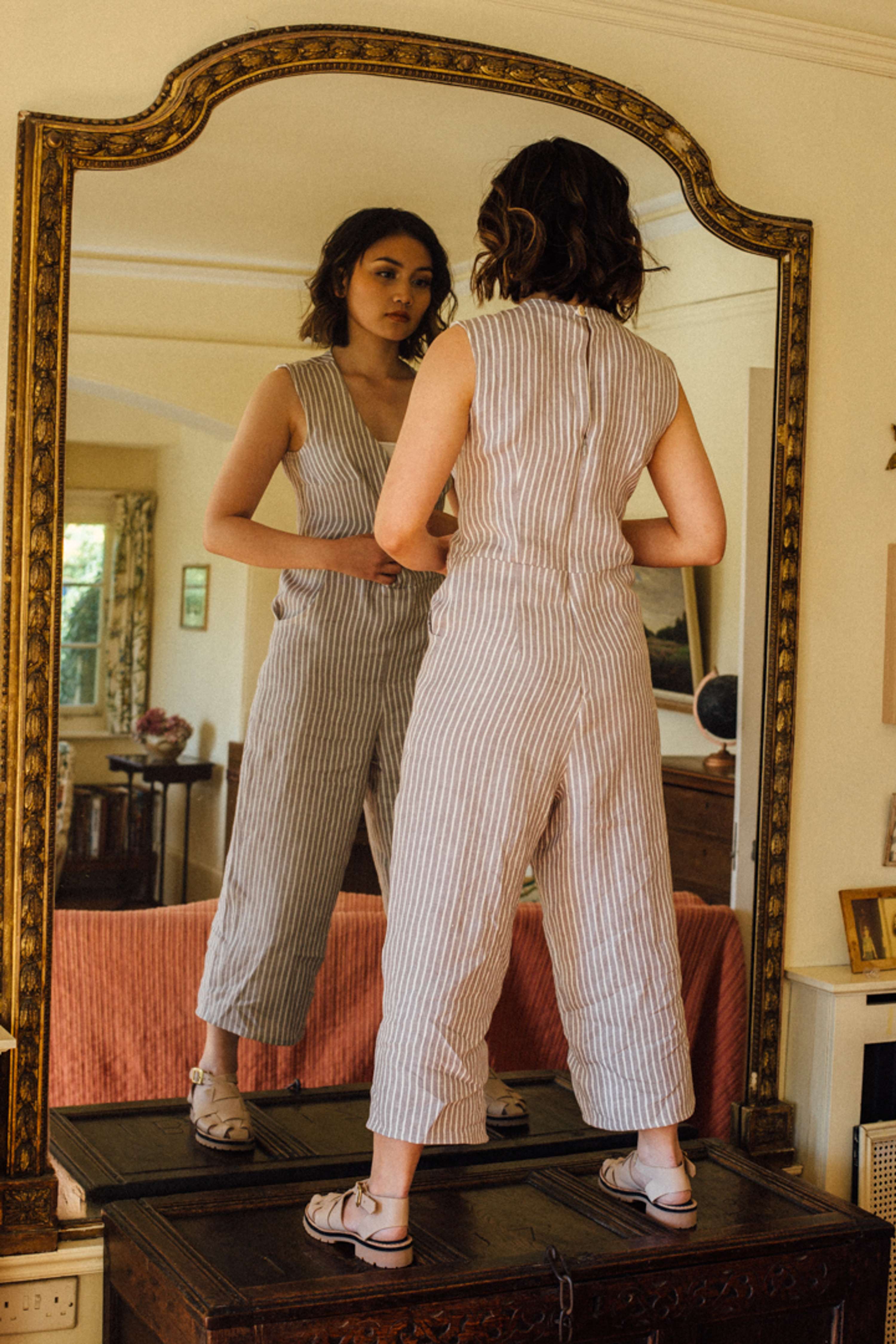Isabel Knowles by Jade Berry