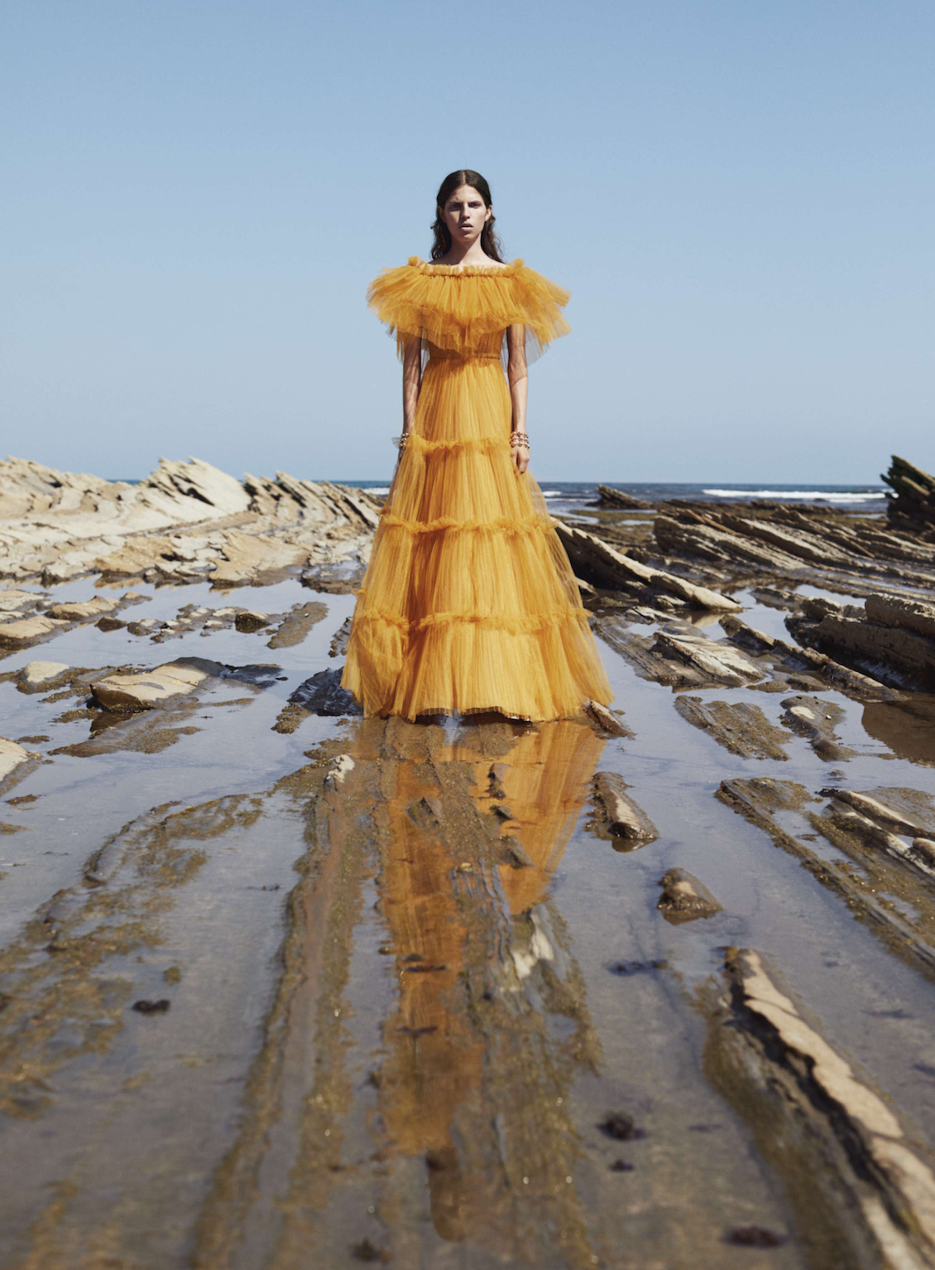 Numero Editorial by Miro Raynov