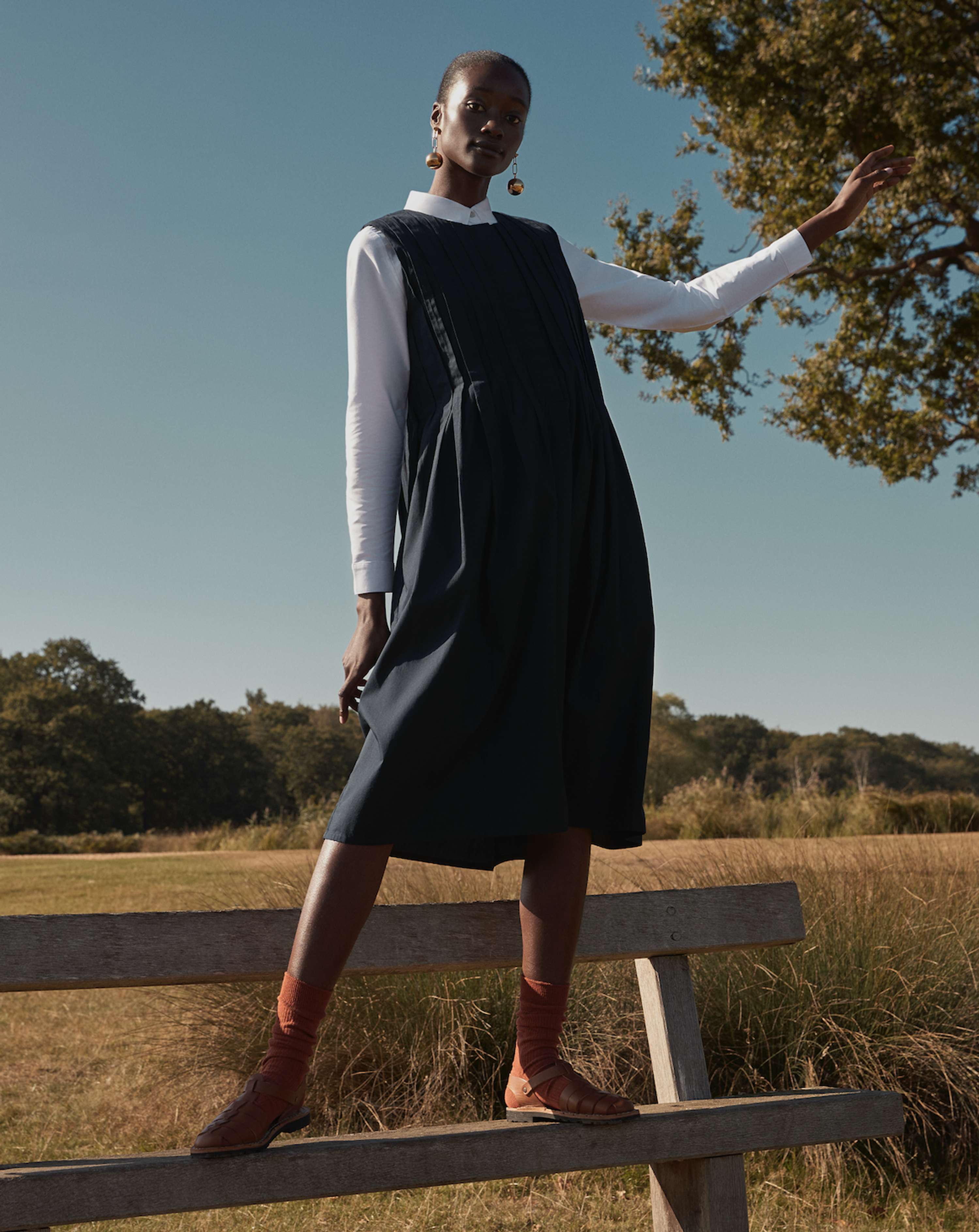 KOWTOW Editorial by Miro Raynov