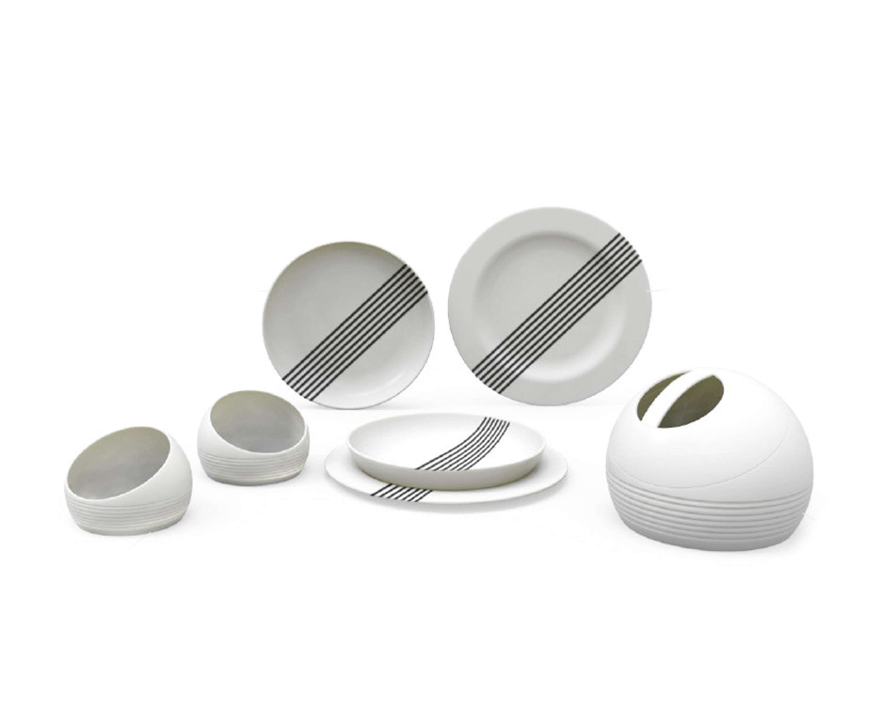 Plate set by Matteo Mugnai