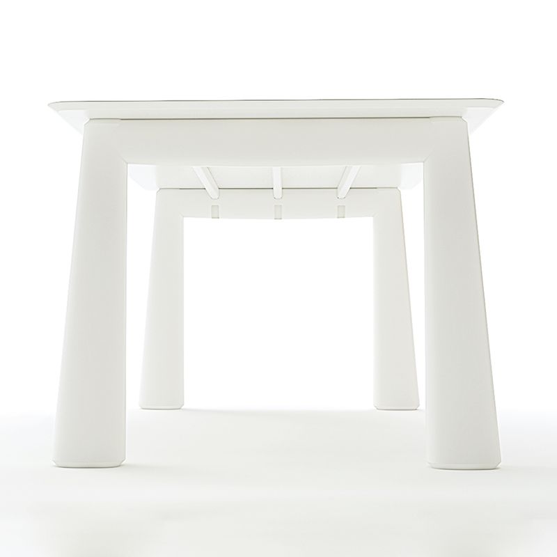 Table concept by Matteo Mugnai