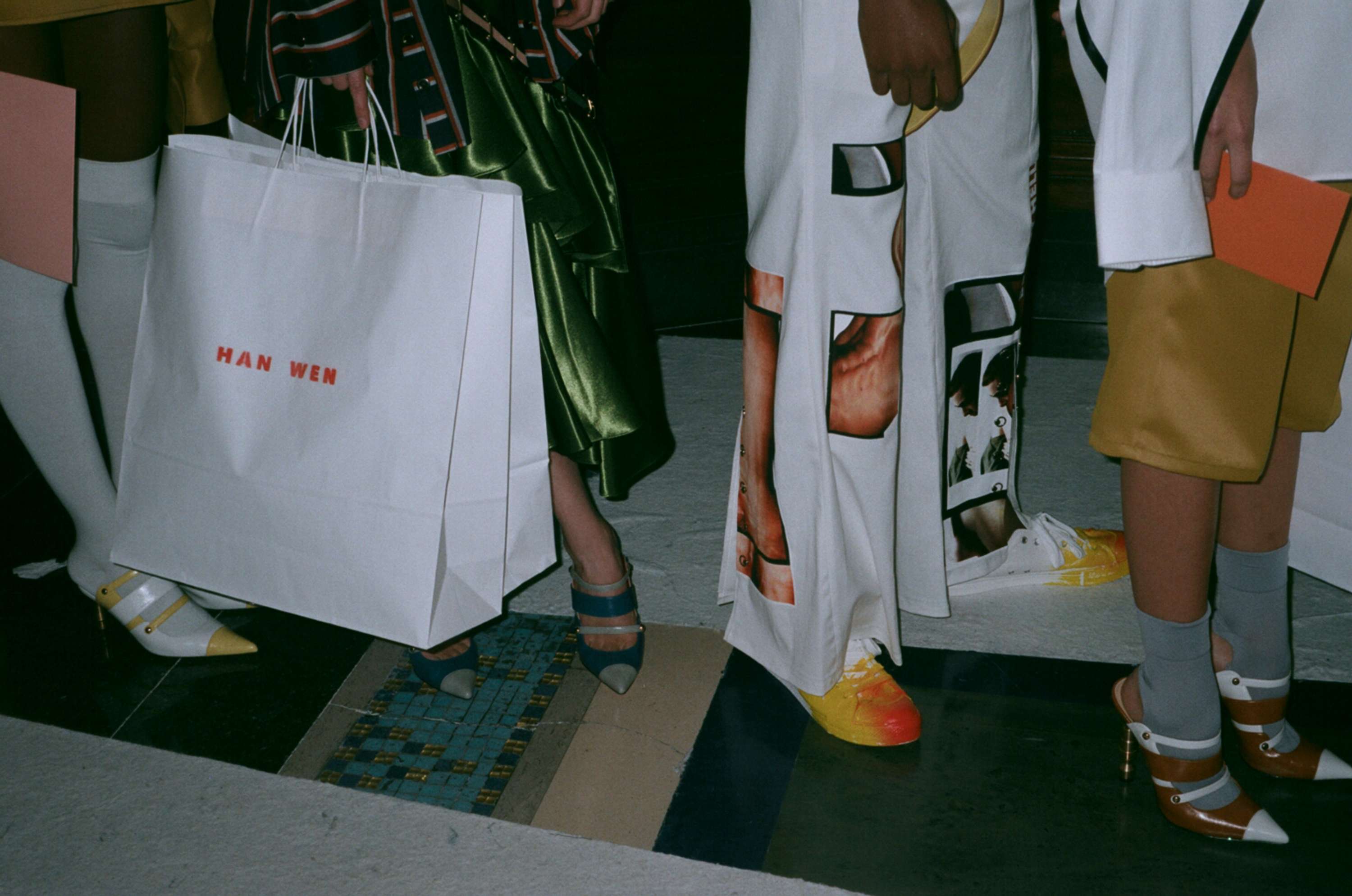 Fashion Scout - HAN WEN SS18 by Jung Chang