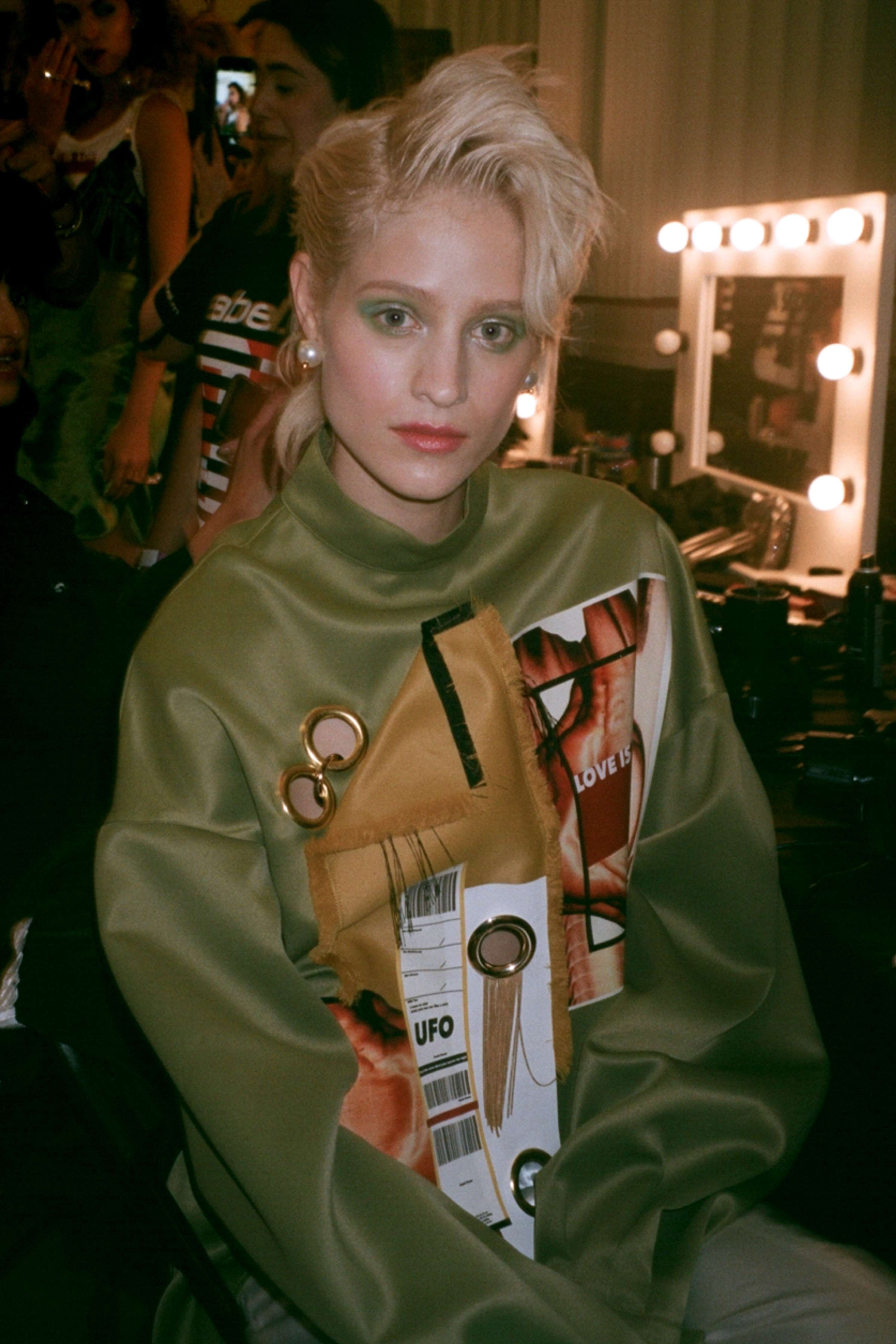 Fashion Scout - HAN WEN SS18 by Jung Chang