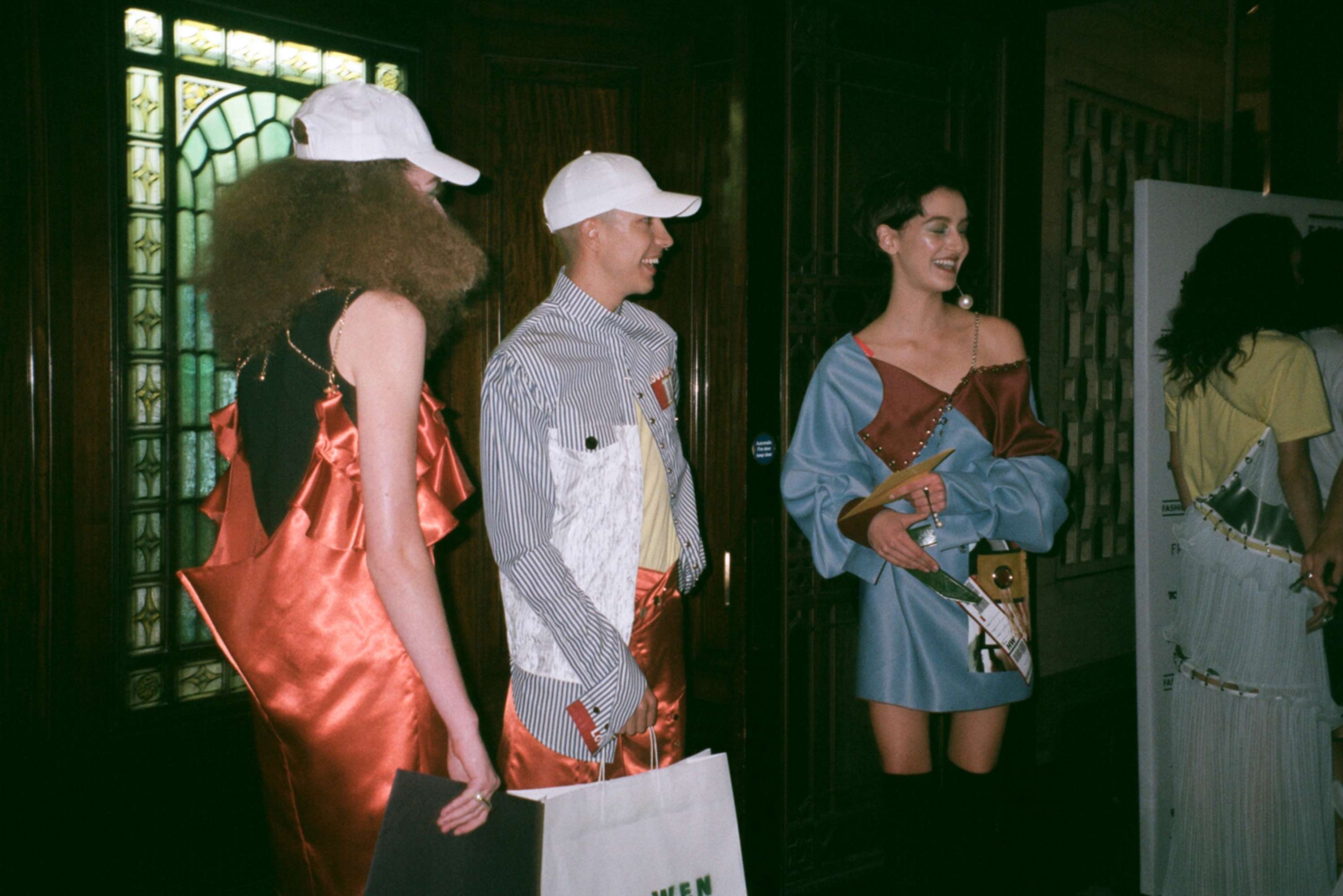 Fashion Scout - HAN WEN SS18 by Jung Chang