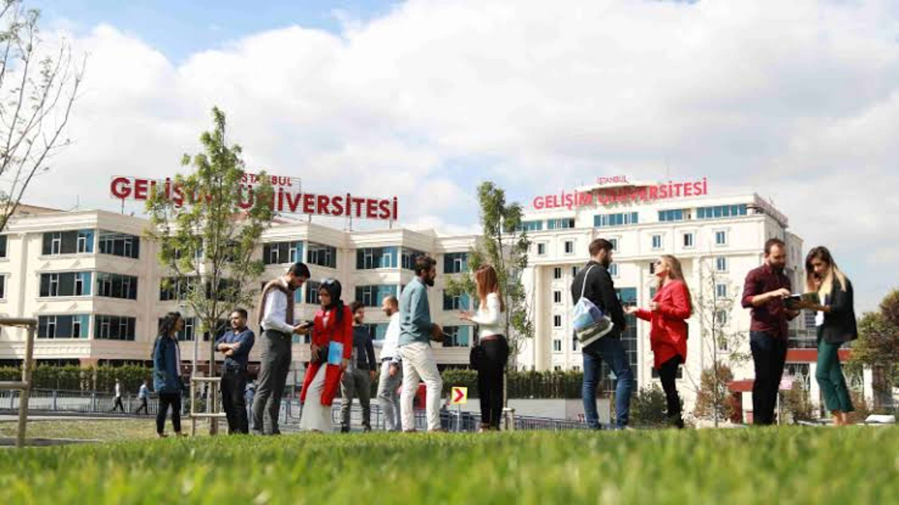 istanbul gelisim universitesi the dots