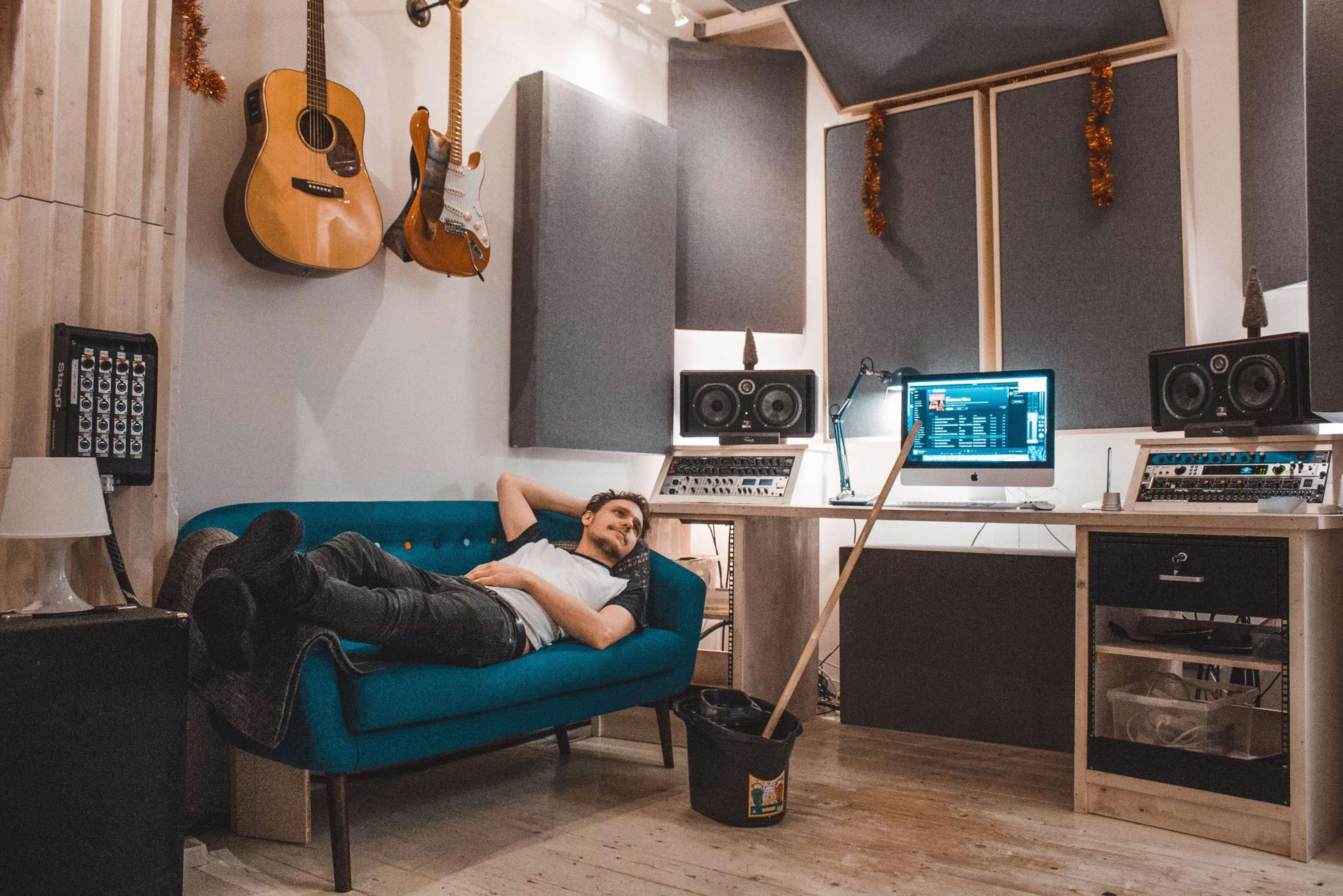Noatune Studios at BBC Introducing LIVE by Nic Isfahani