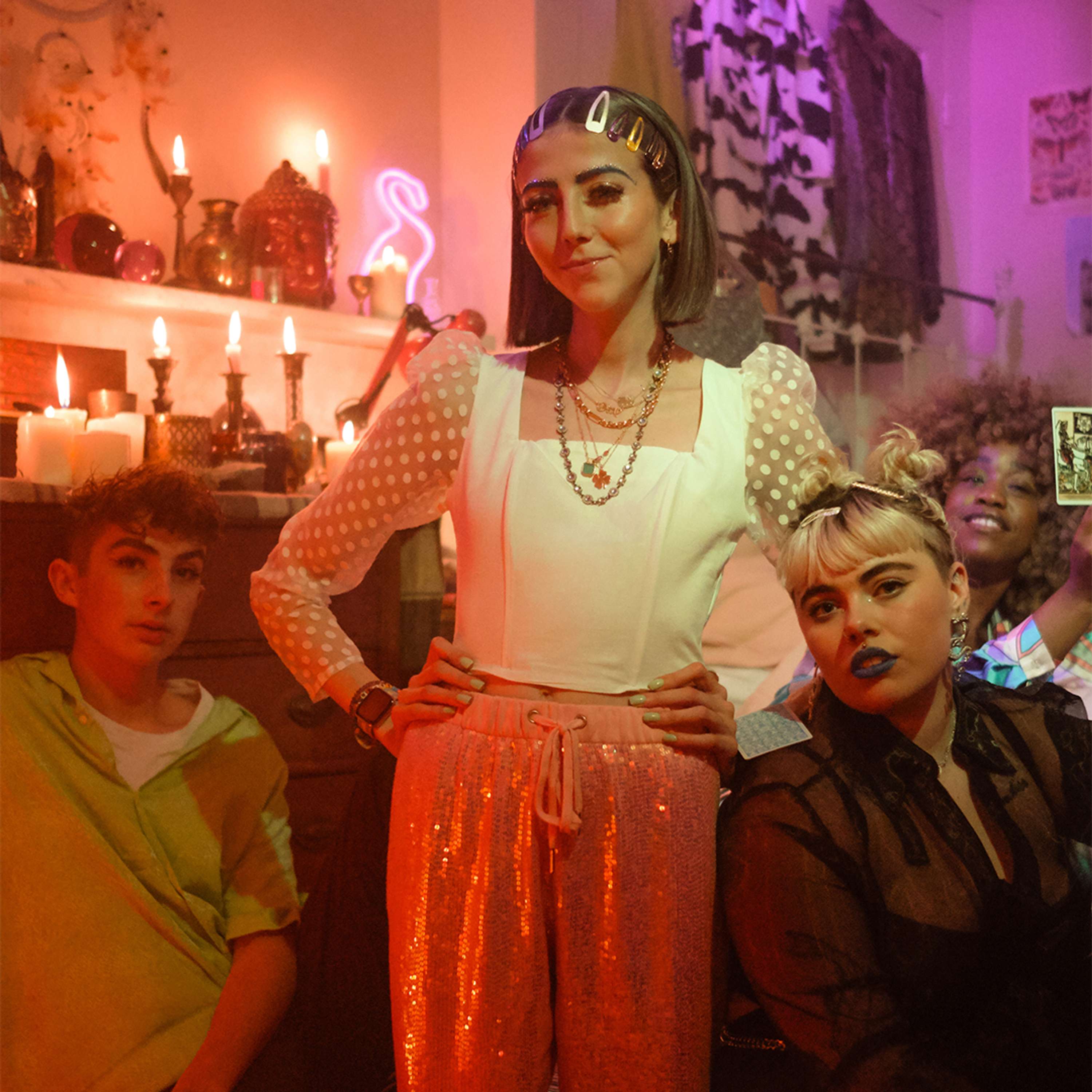 El featuring in Tinder 'Single, Not Sorry' 2020 by Sophie de Belgeonne