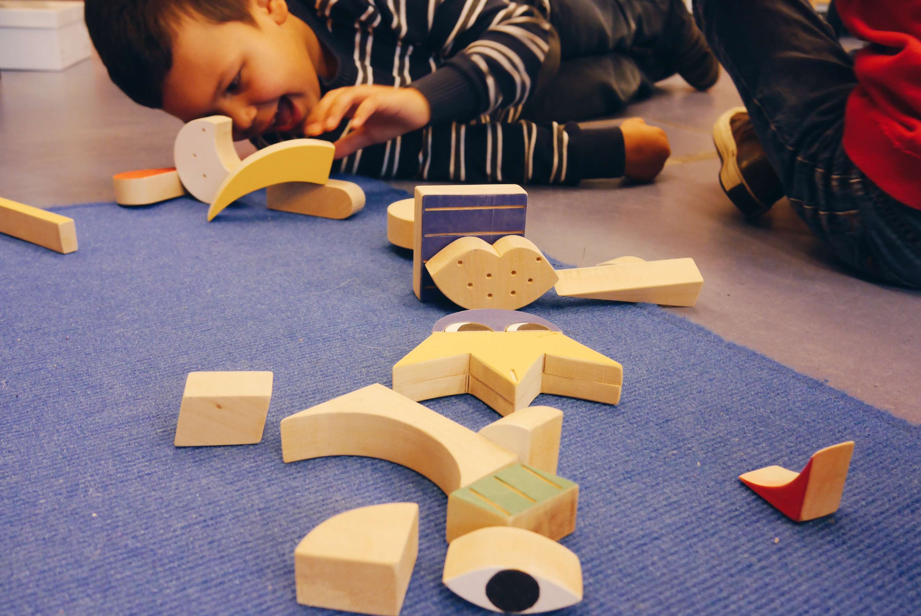 Joy - Playing blocks for blind by Lianne Siemensma