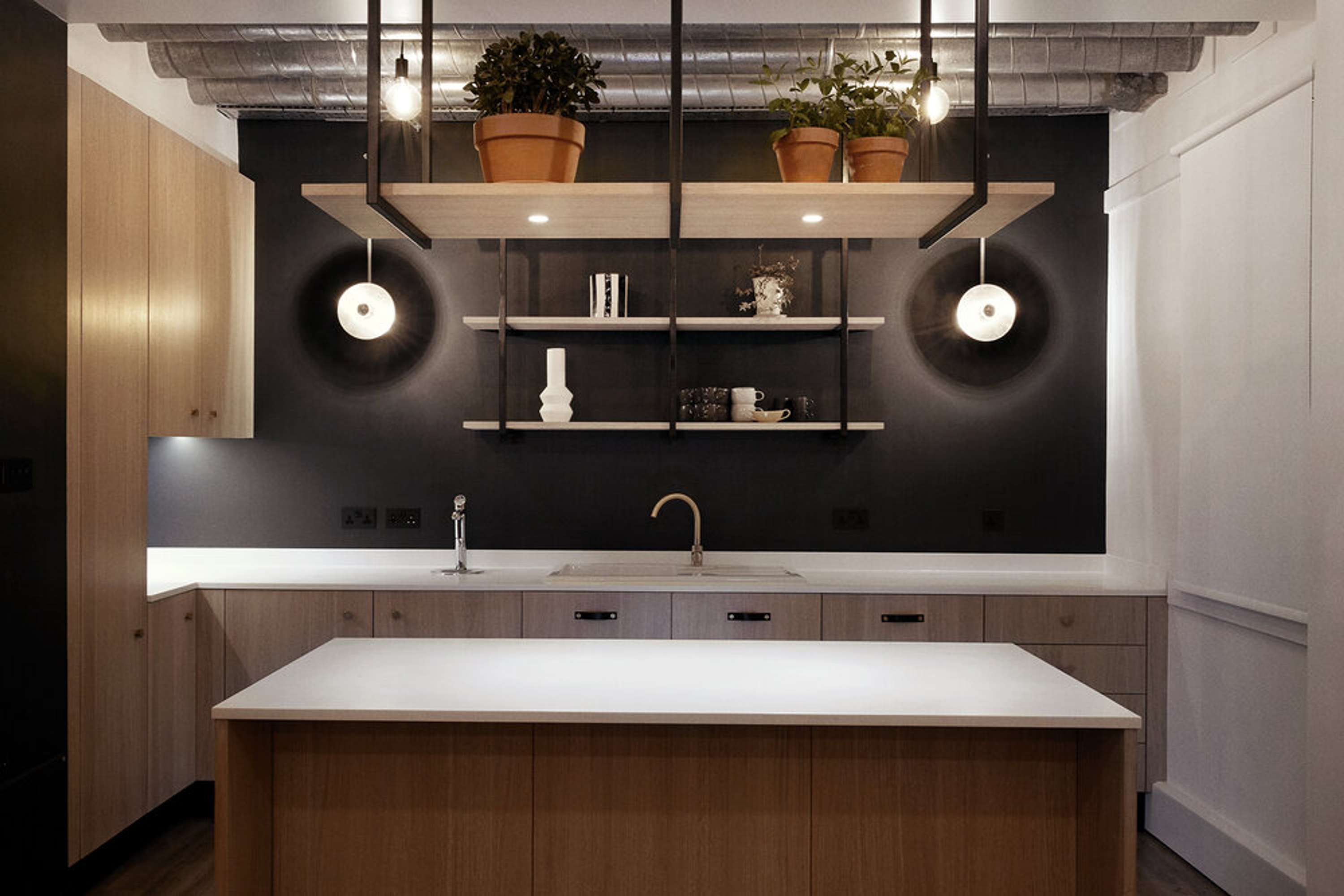 Platoon HQ by Studio Party
