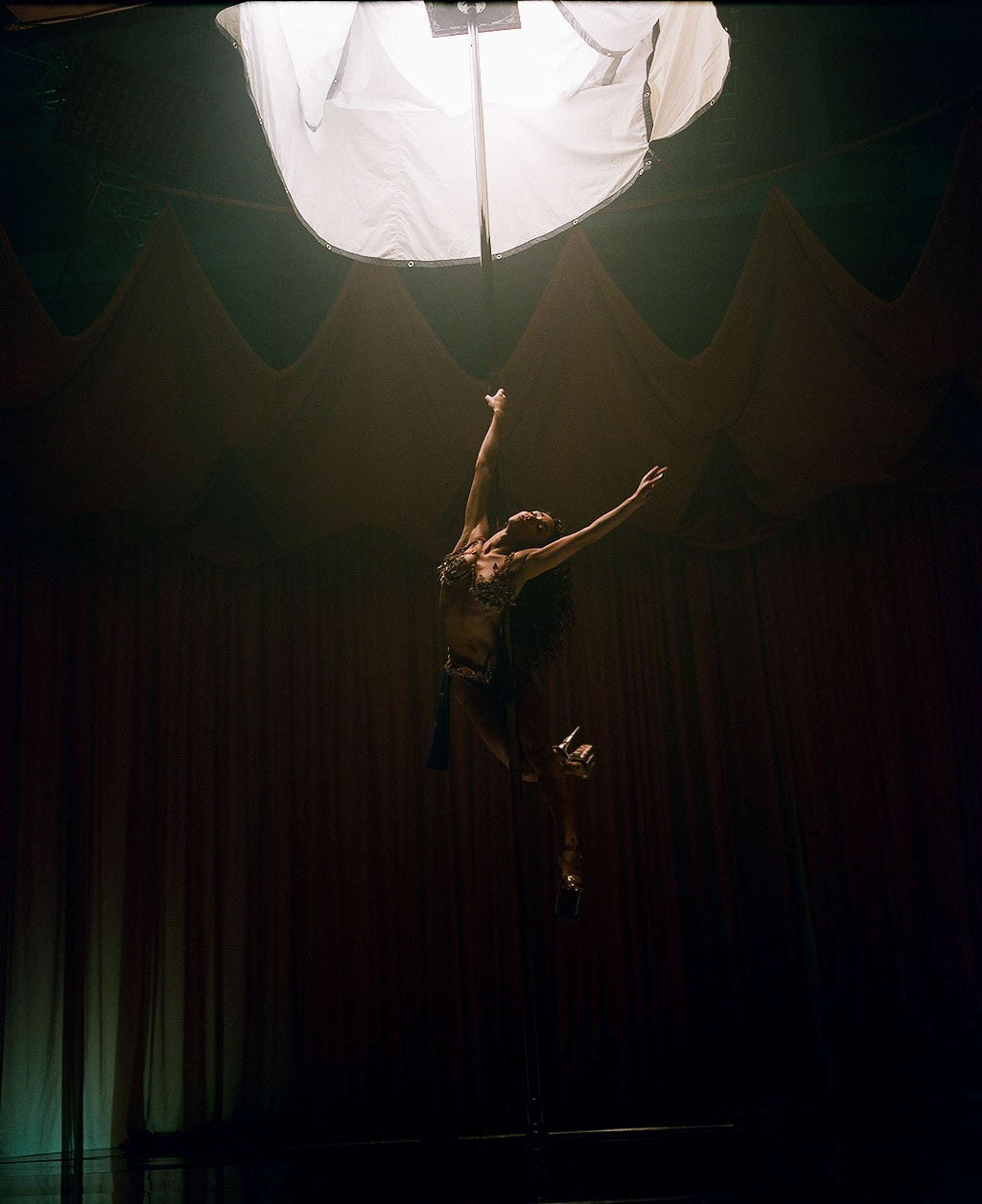 WePresent x FKA twigs - Practice by WeTransfer