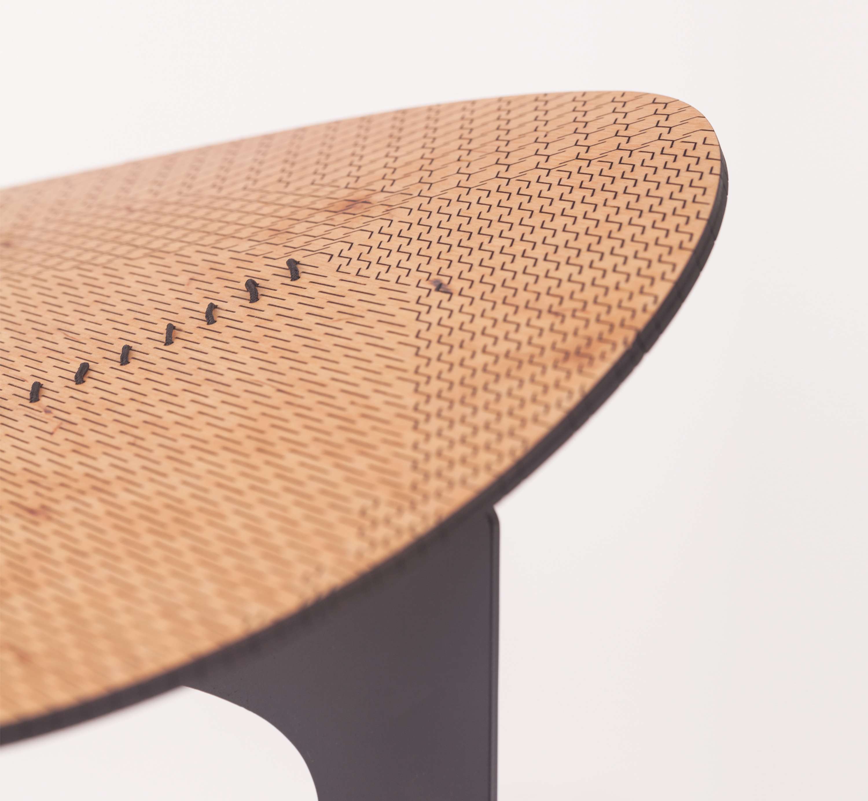 RUSSEL // FLEXIBLE STRUCTURES by Orsi Szollosi