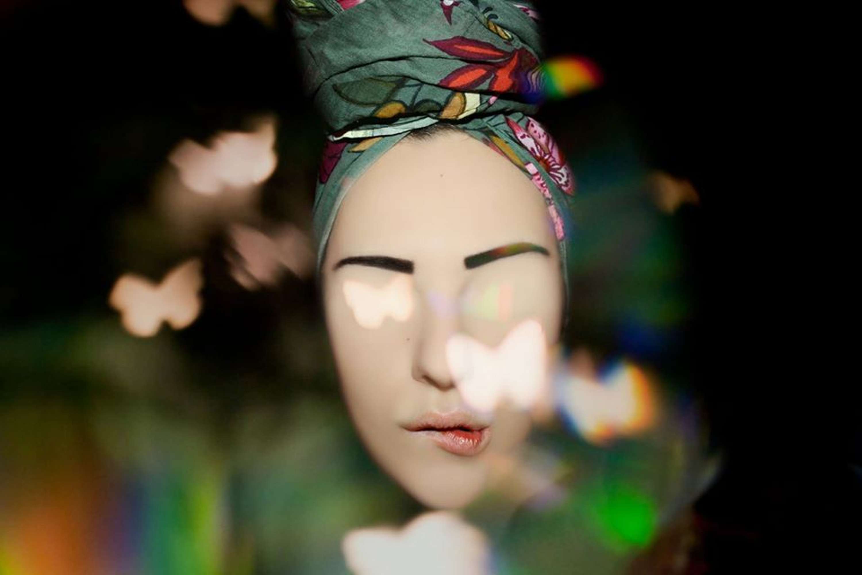 R E L A T I O N S H I T S by Clelia Giannuoli