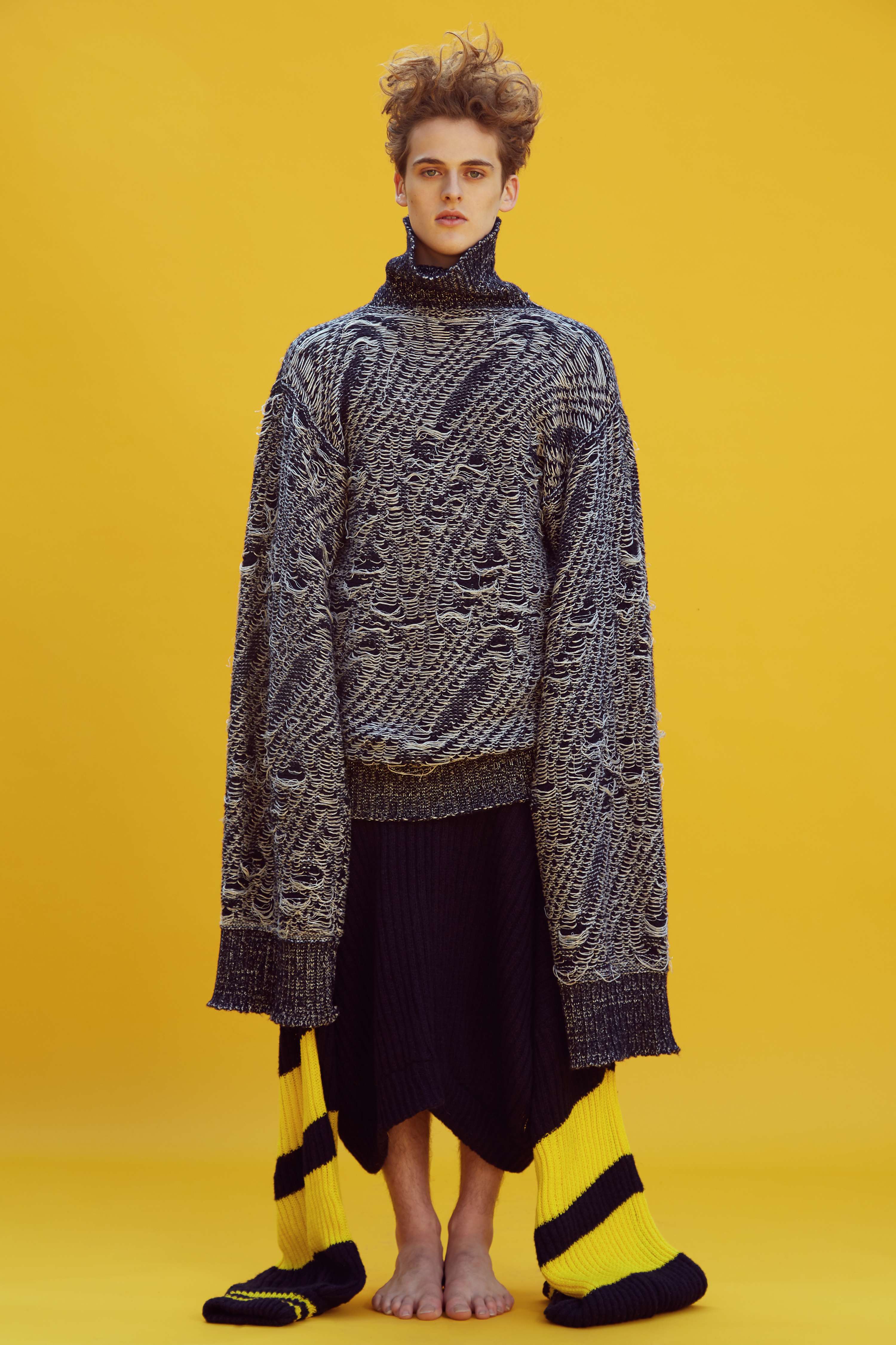 Fashion Editorial PICARESQUE published on Playhaus magazine print issue by Julieta Piacenza Vanderhoeven