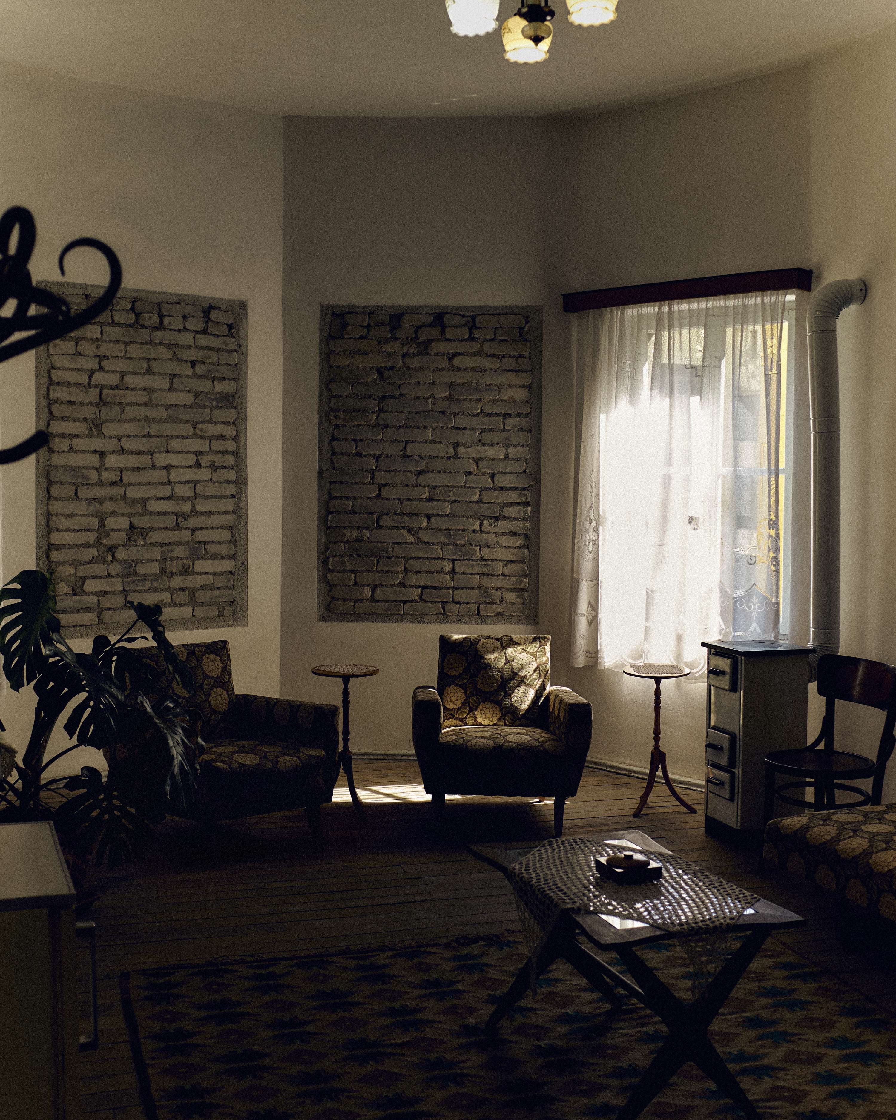 Seven days of bitesize tales by Isabel Serval