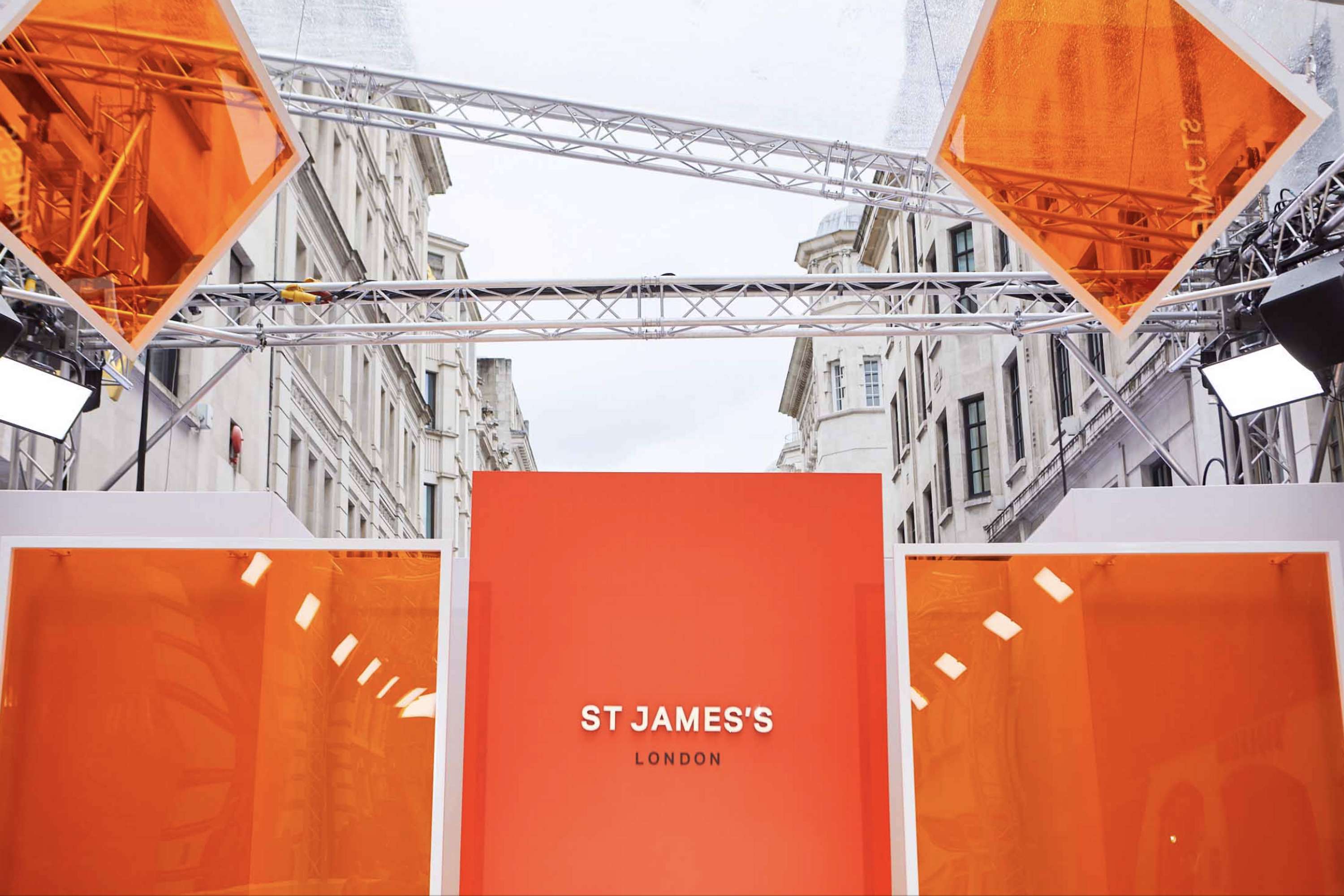 St James's LFWM SS20 by LILY CARVER