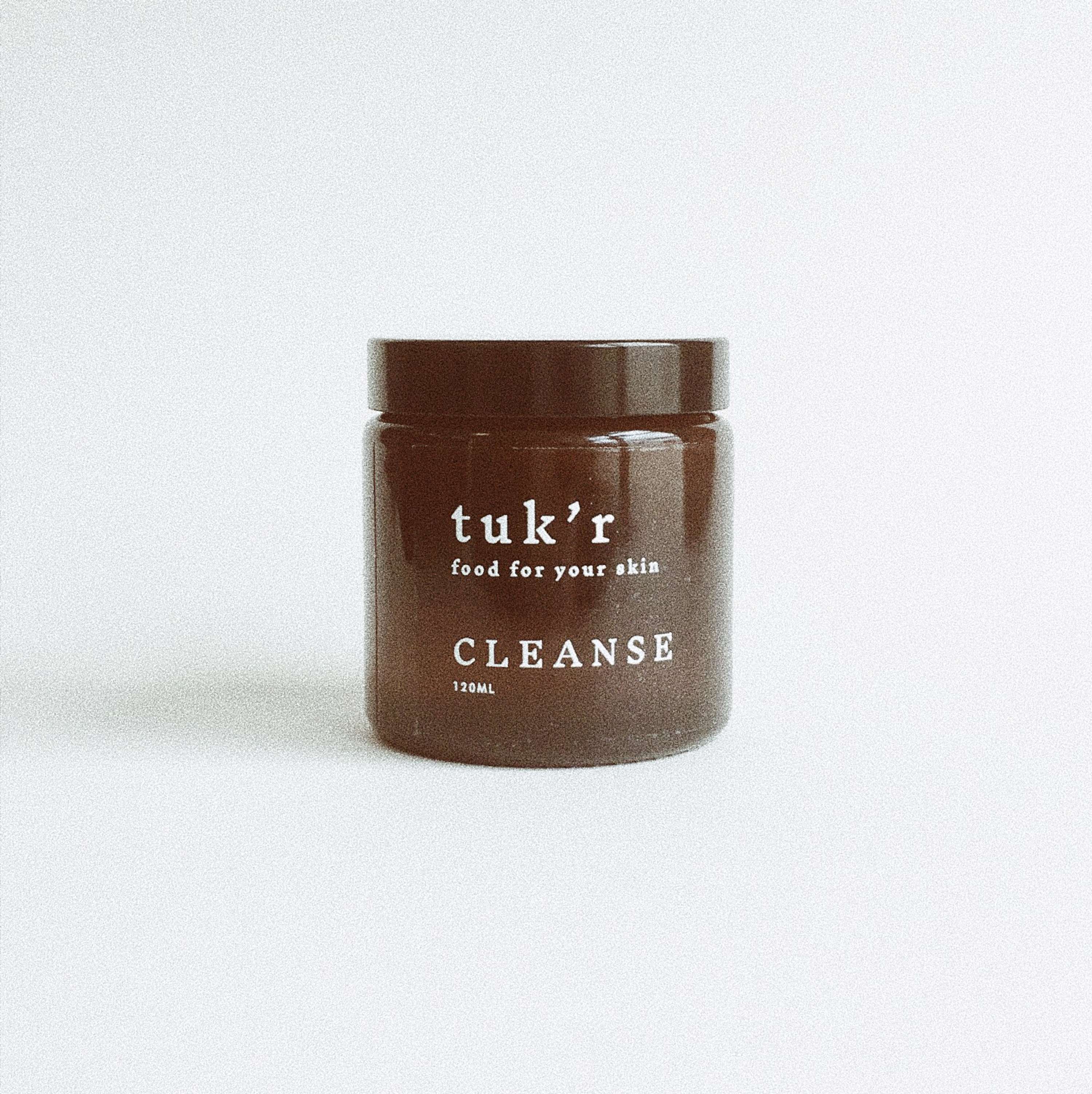 Tuk'r Skincare by Hannah Tomlinson