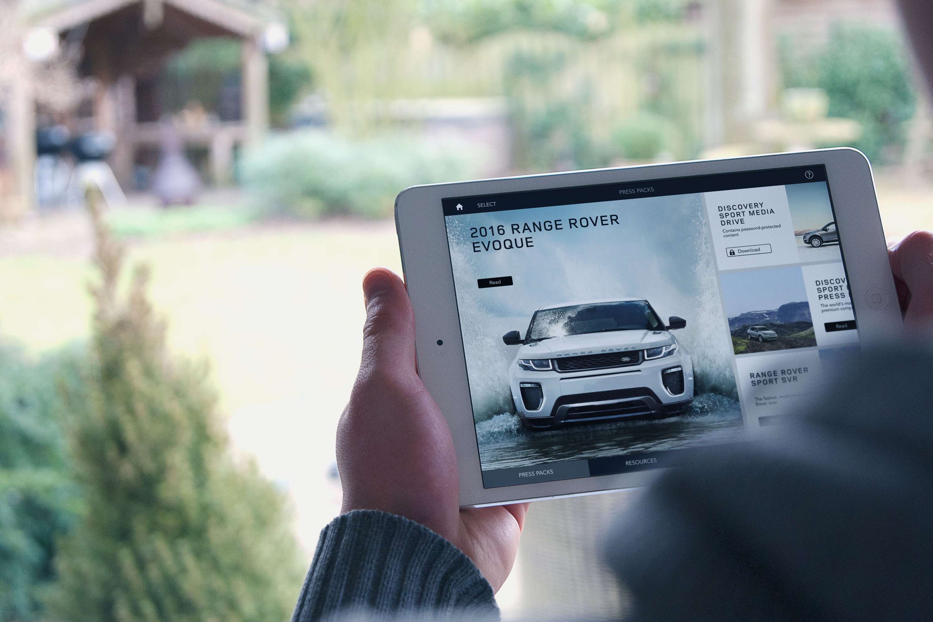 Land Rover iOS App by Nick Wood