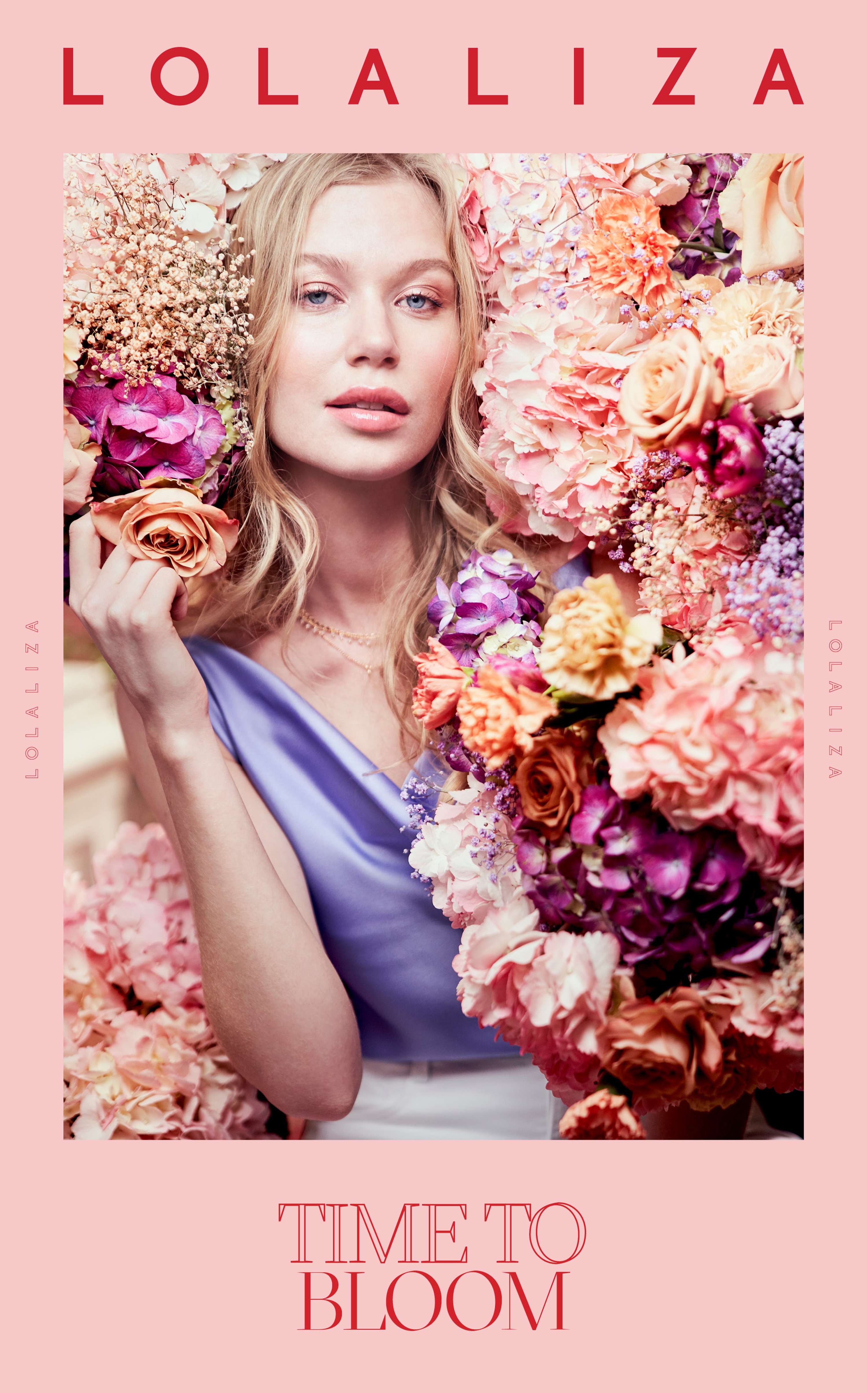 TIME TO BLOOM by Bas Manders