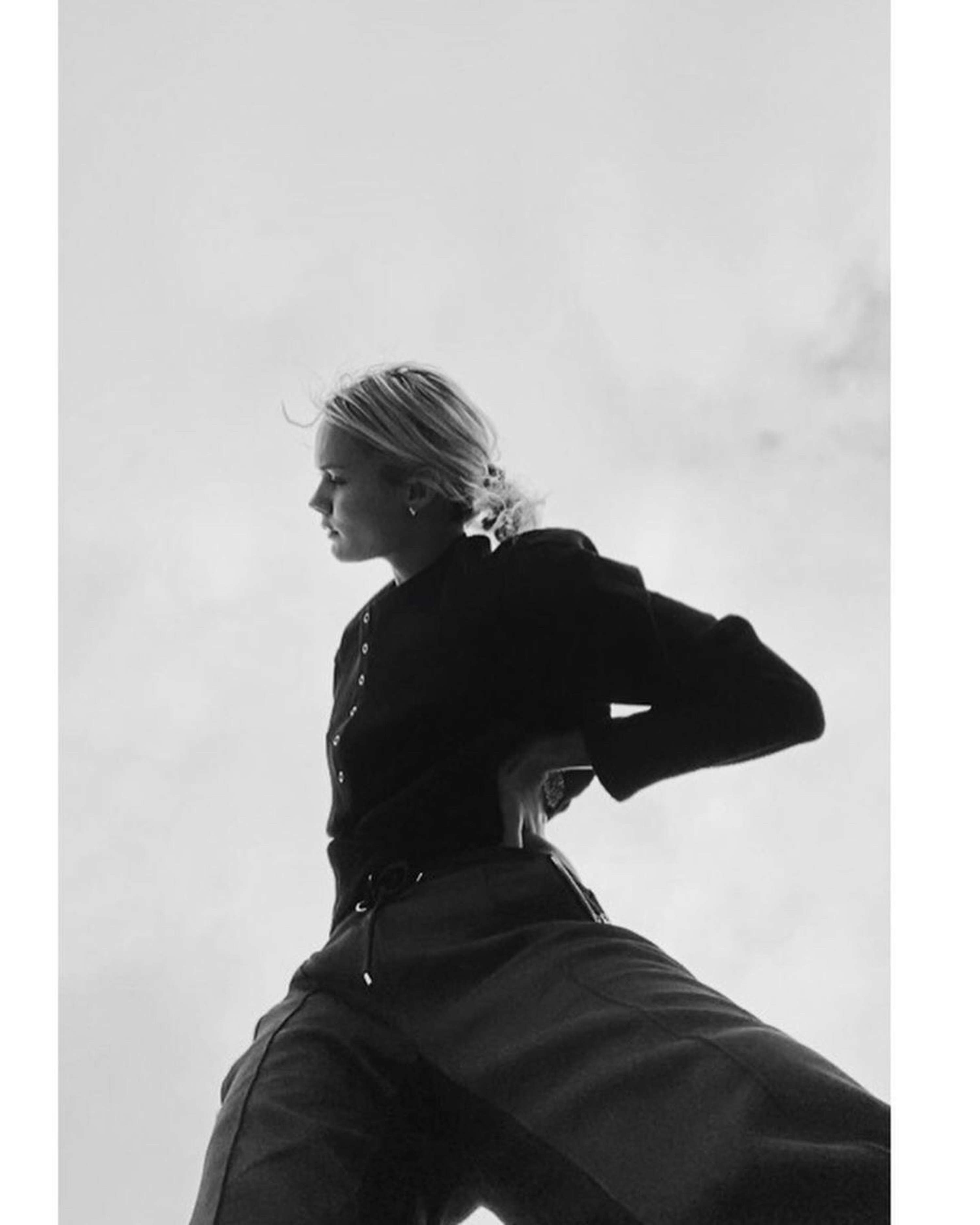 Kendall calling @ FaceTime by Ellie Vojvodinska