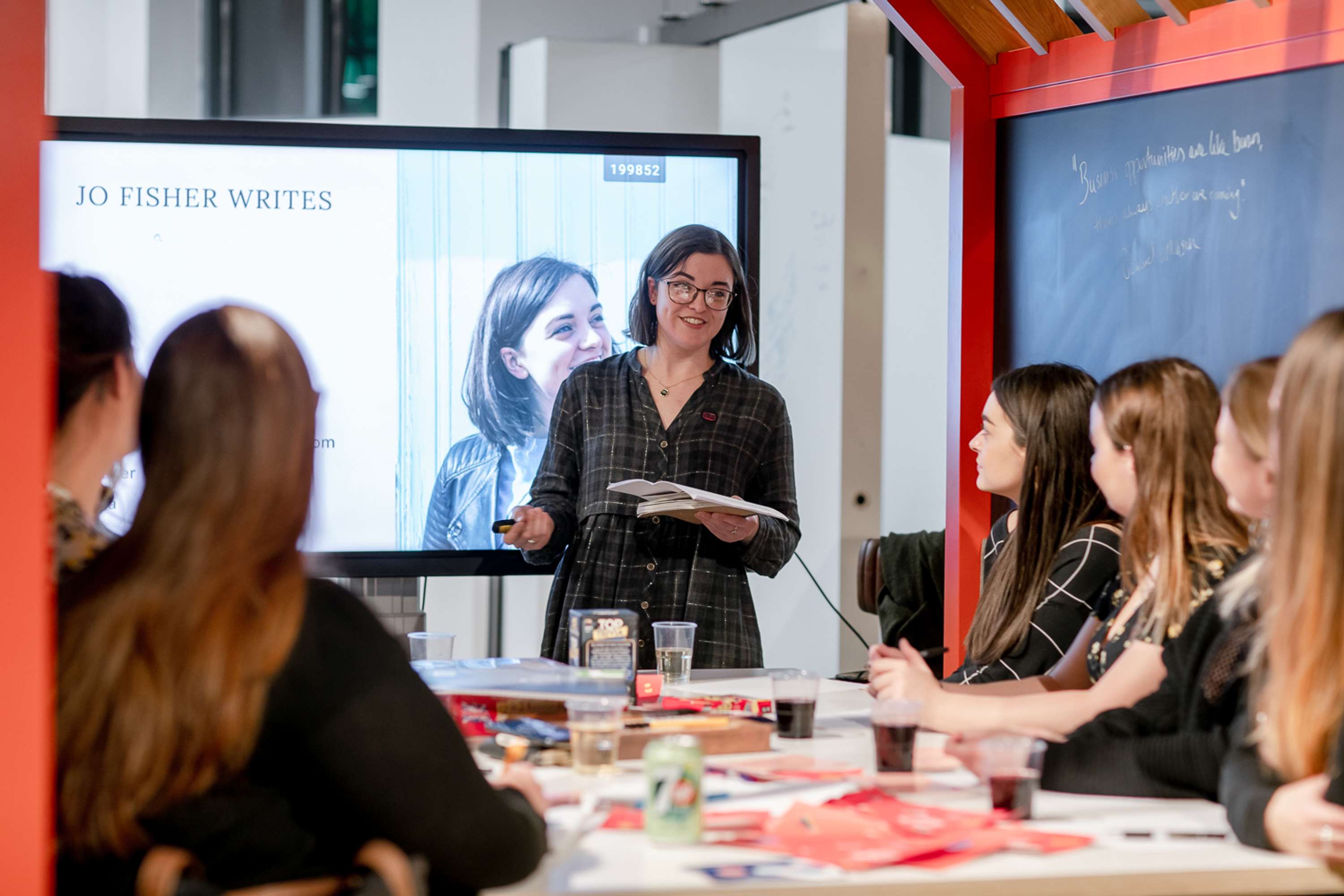 Ladies, Wine & Design: Creative Workshops, Talks & Networking Events by Jazzy Olive