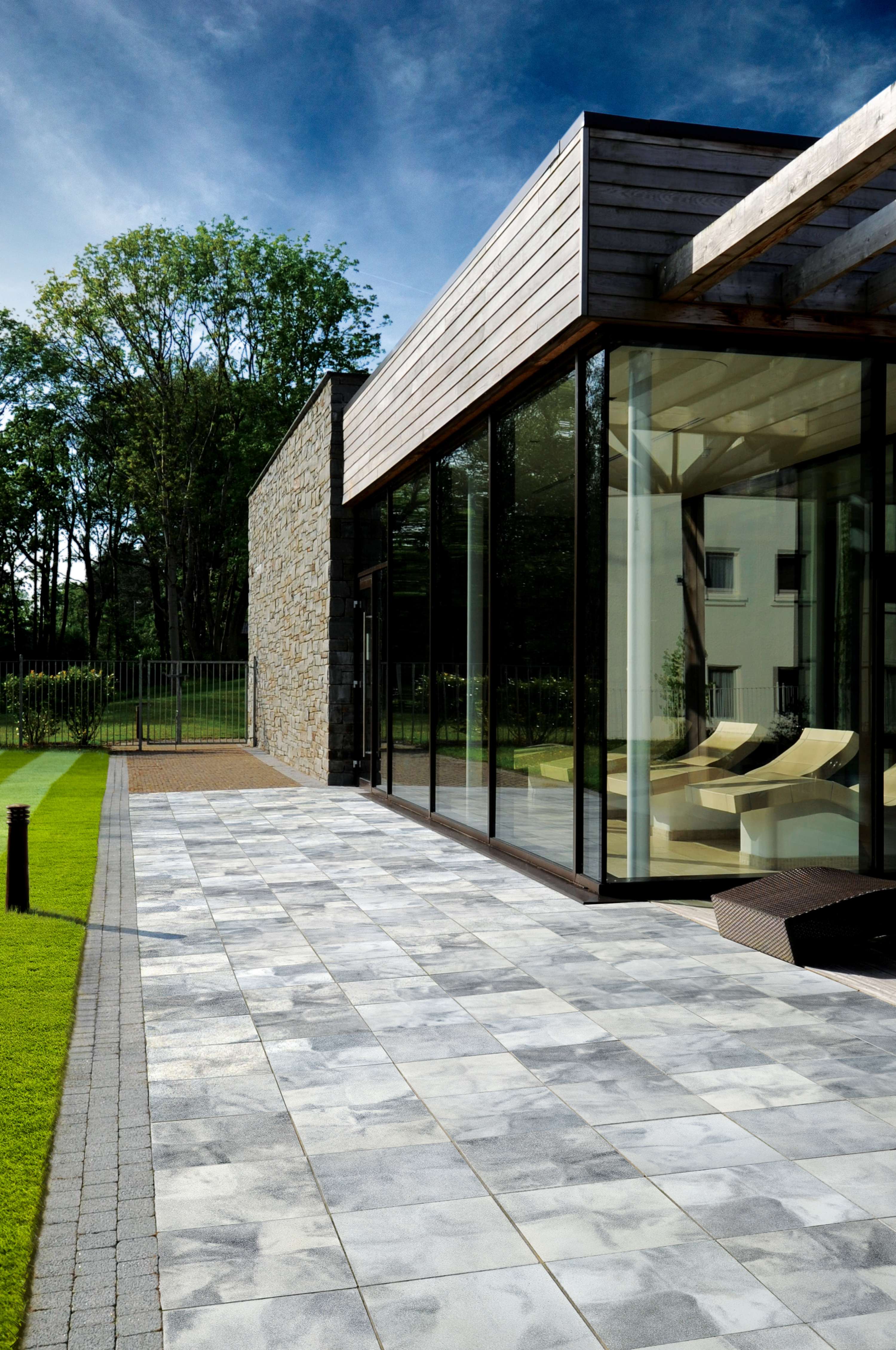 Tobermore Walling and Paving by Alexander Cooke