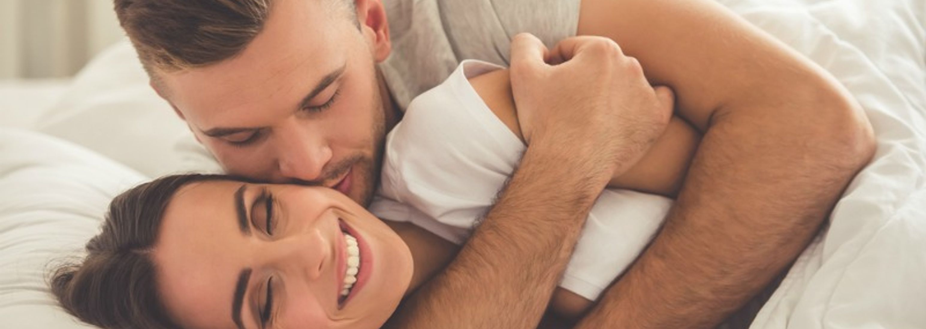 لماذا ينظر الرجل المتزوج الى النساء