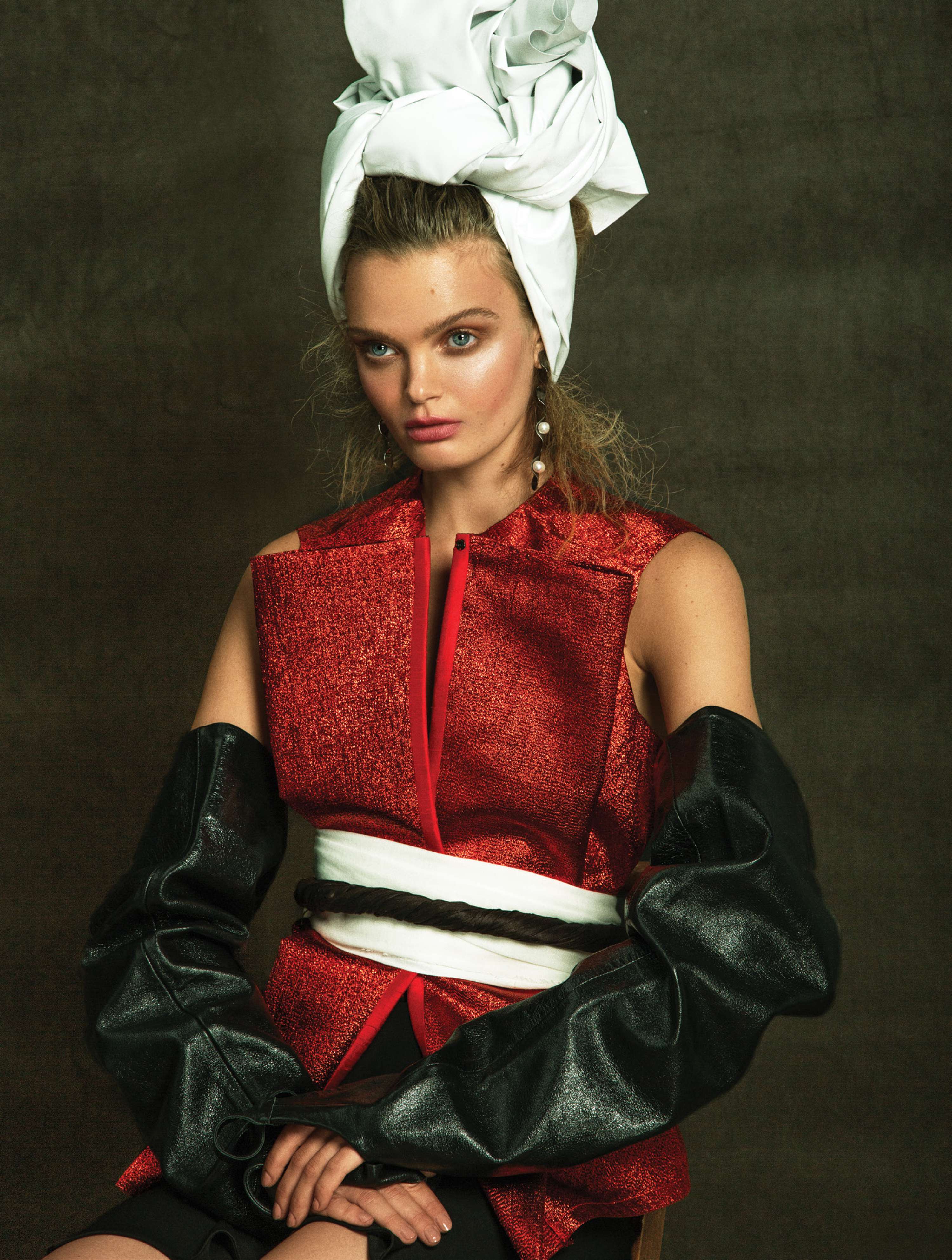 Marthe Wiggers OVERDUE Issue #001 BEGIN by Andrew Kimber
