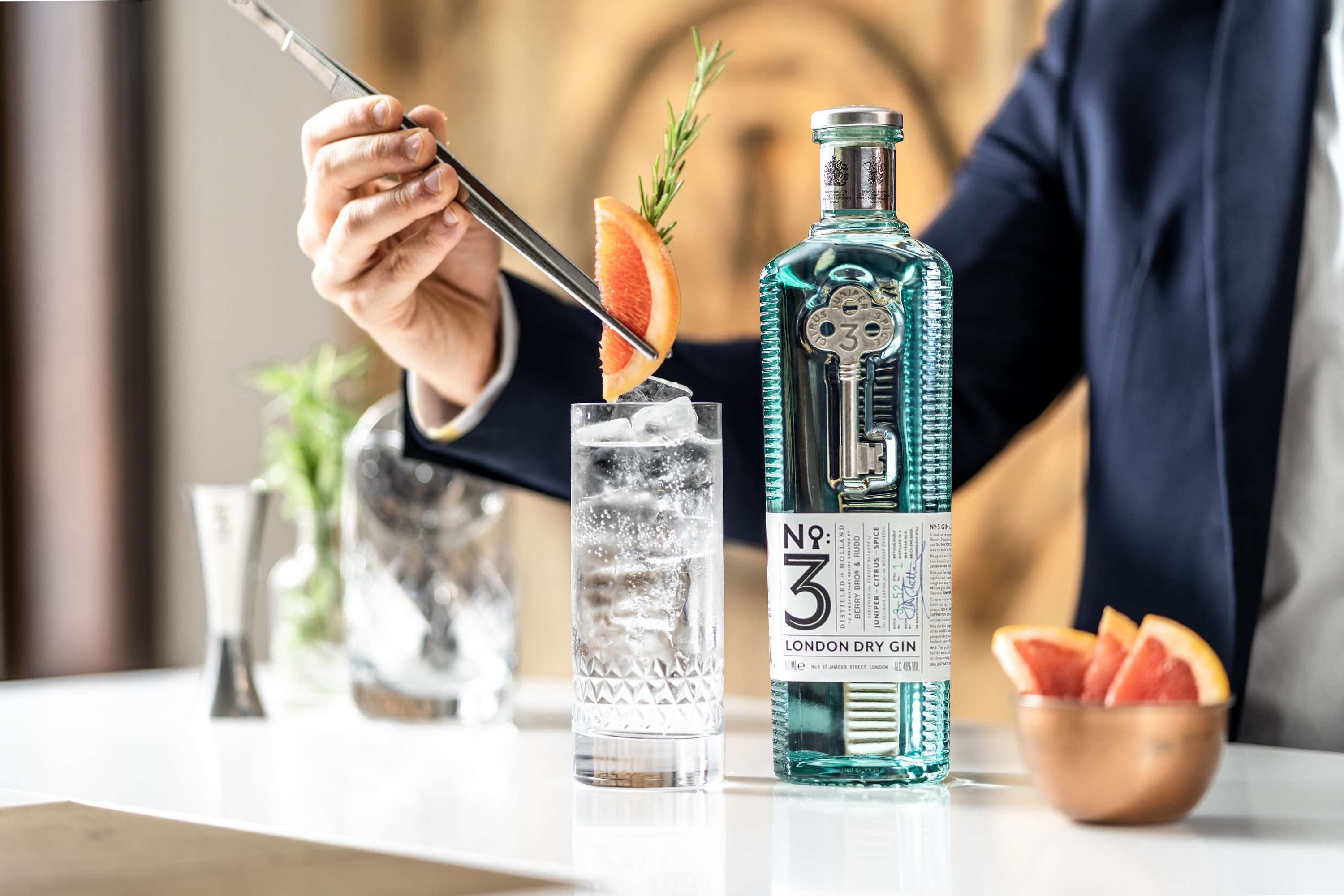 No.3 Gin shoot by Andy Currie