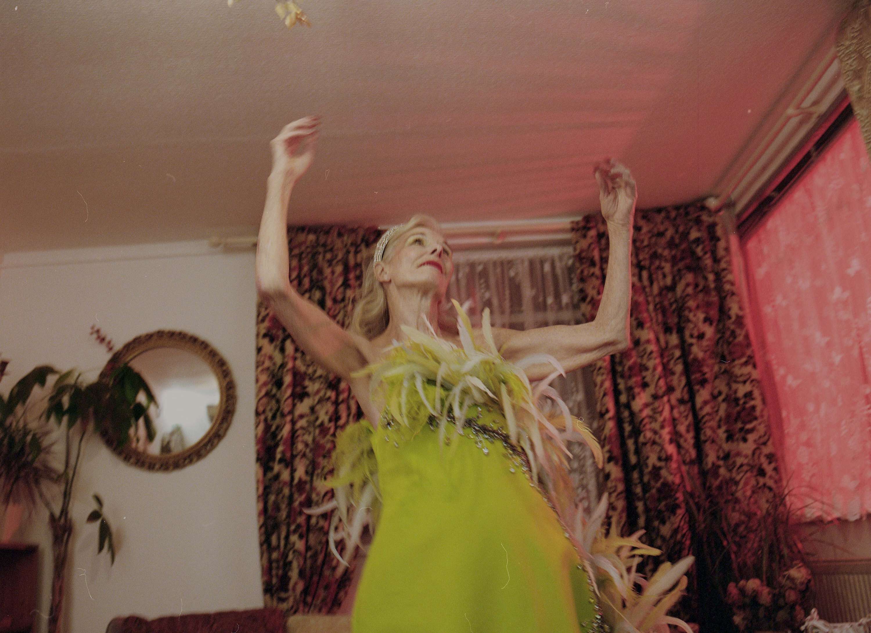 'Elizabeth' Editorial by Dagmar Bennett FRSA