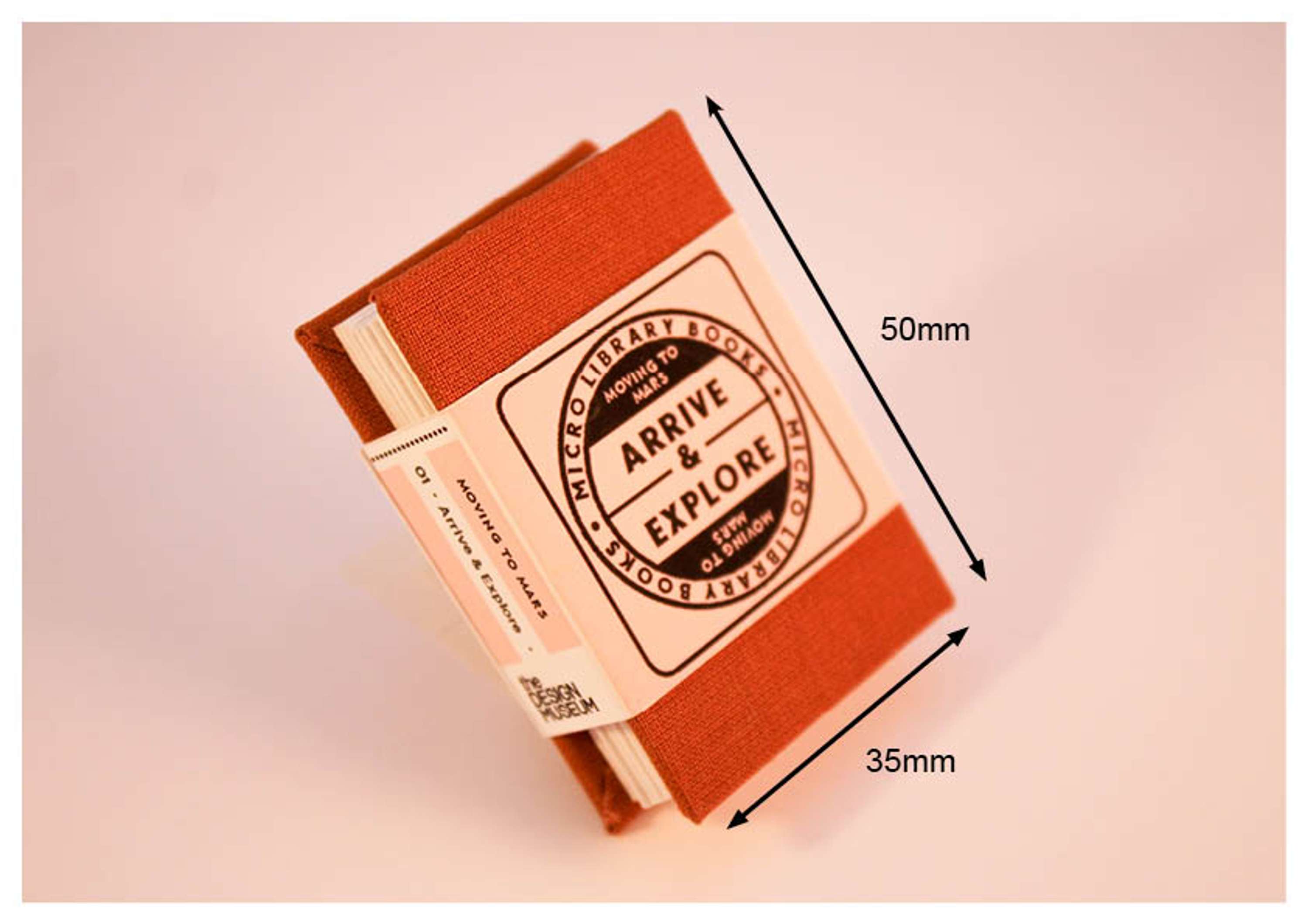 Micro Library Books / Moving to Mars by Lee Shearman